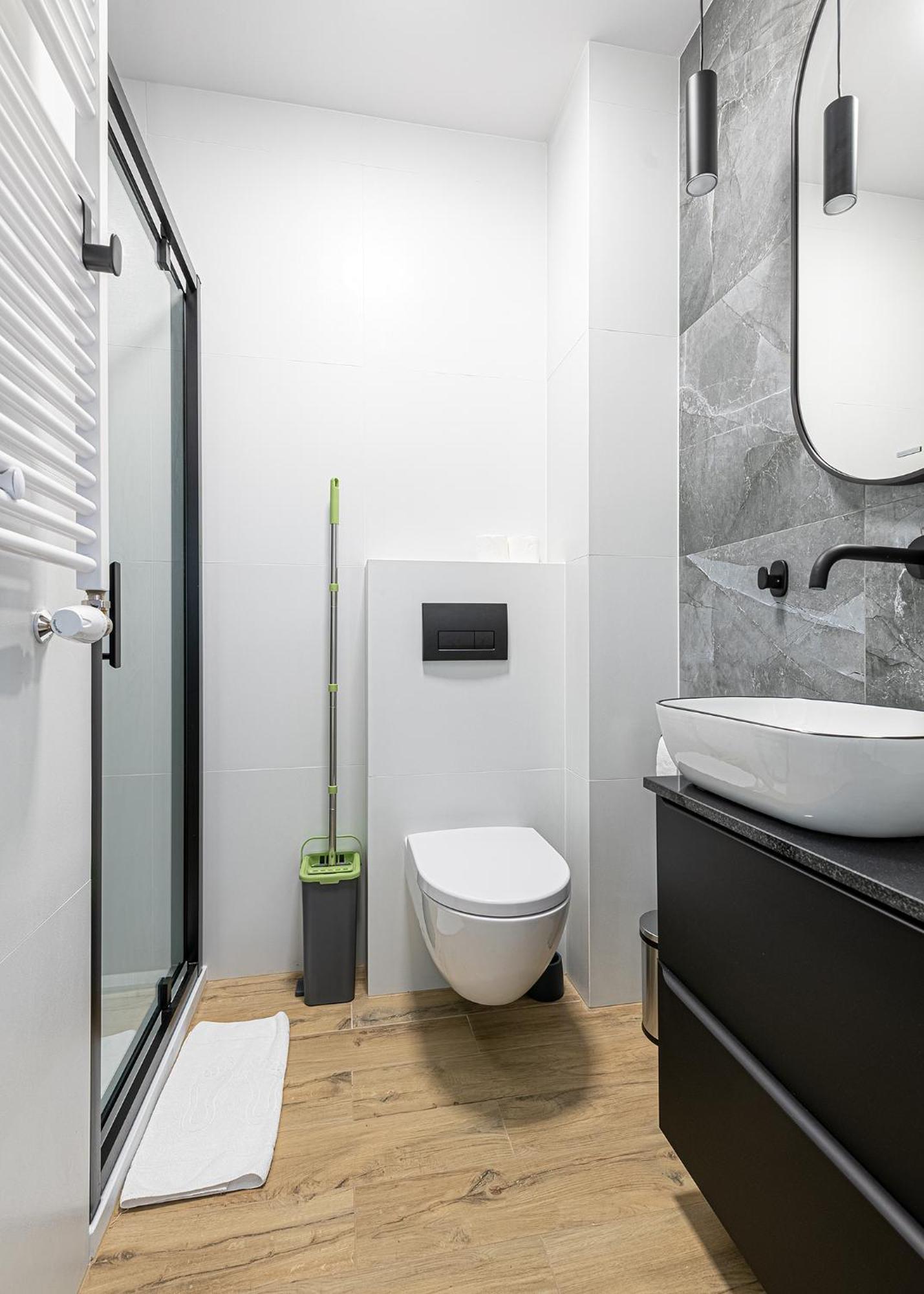 Rentplanet - Pileckiego * Warsaw