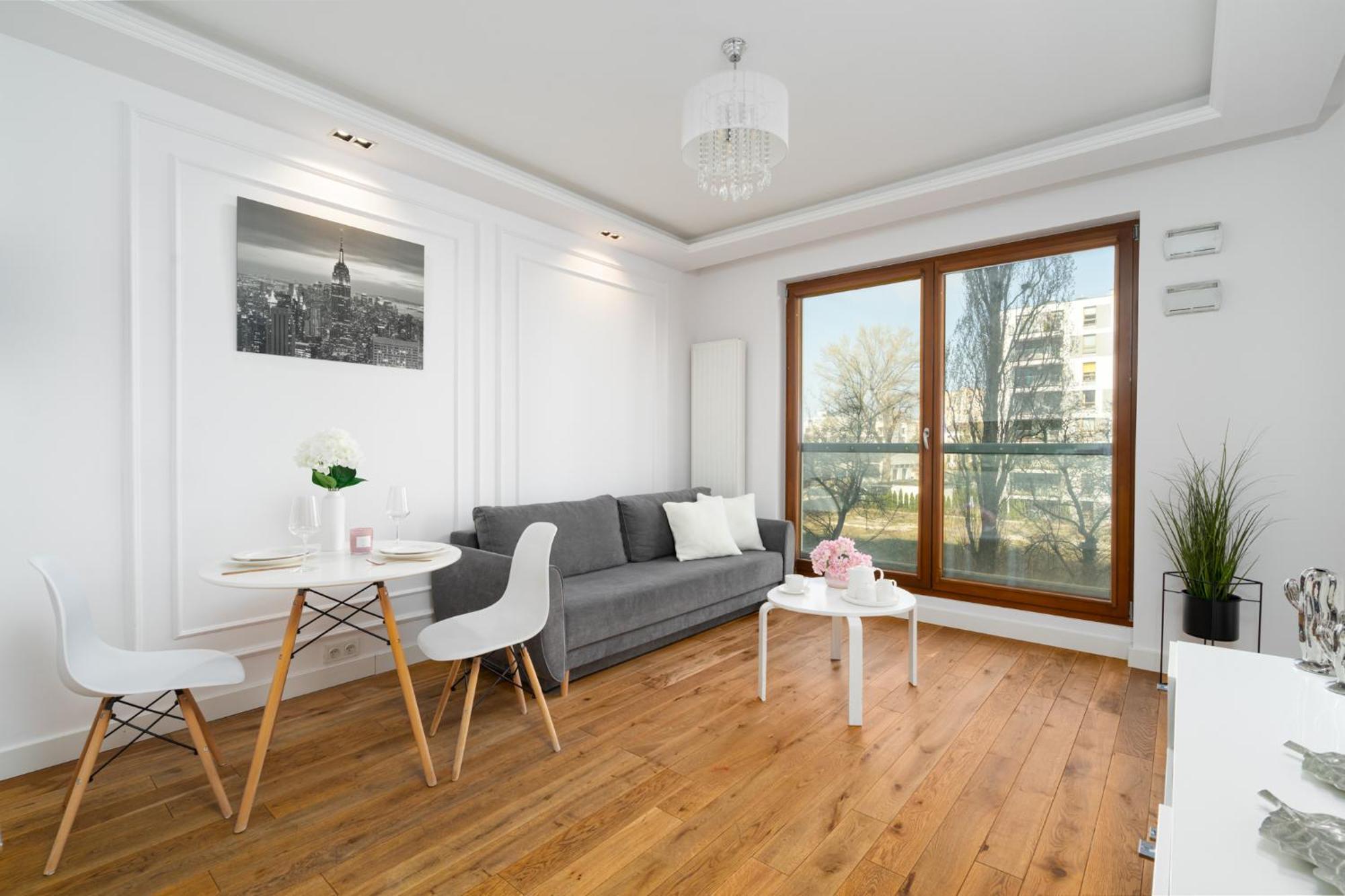- Great Location - Stylish One Bedroom - Center - 85-220 Warsaw