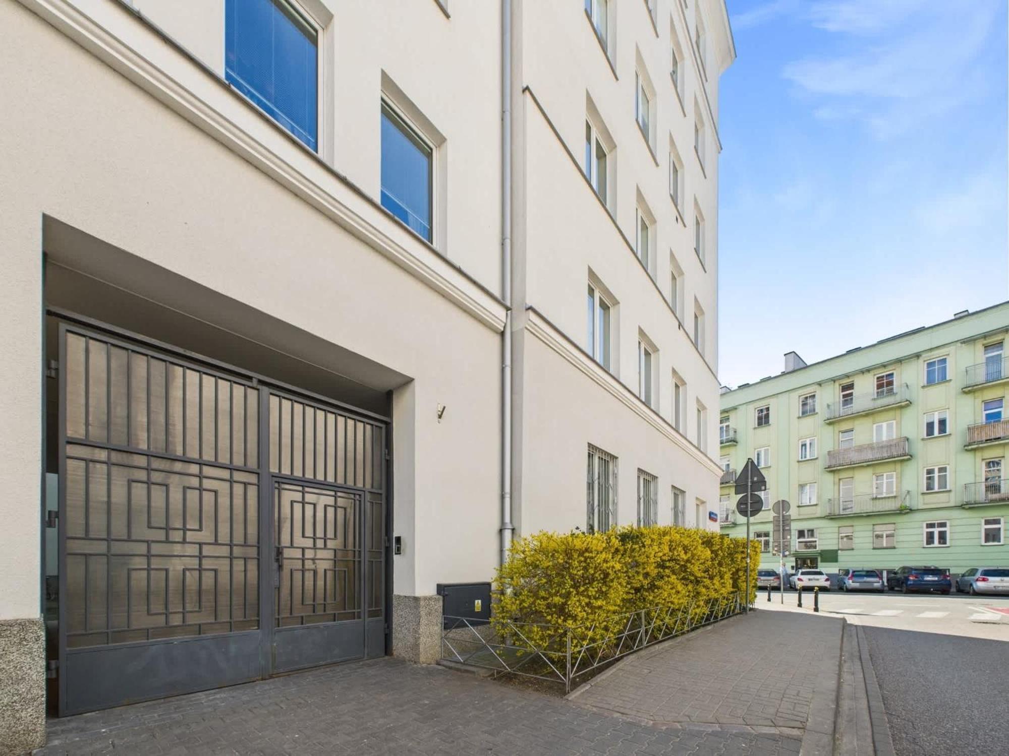 Bright With Air Conditioning Near The Copernicus Science Center In By Renters Warsaw