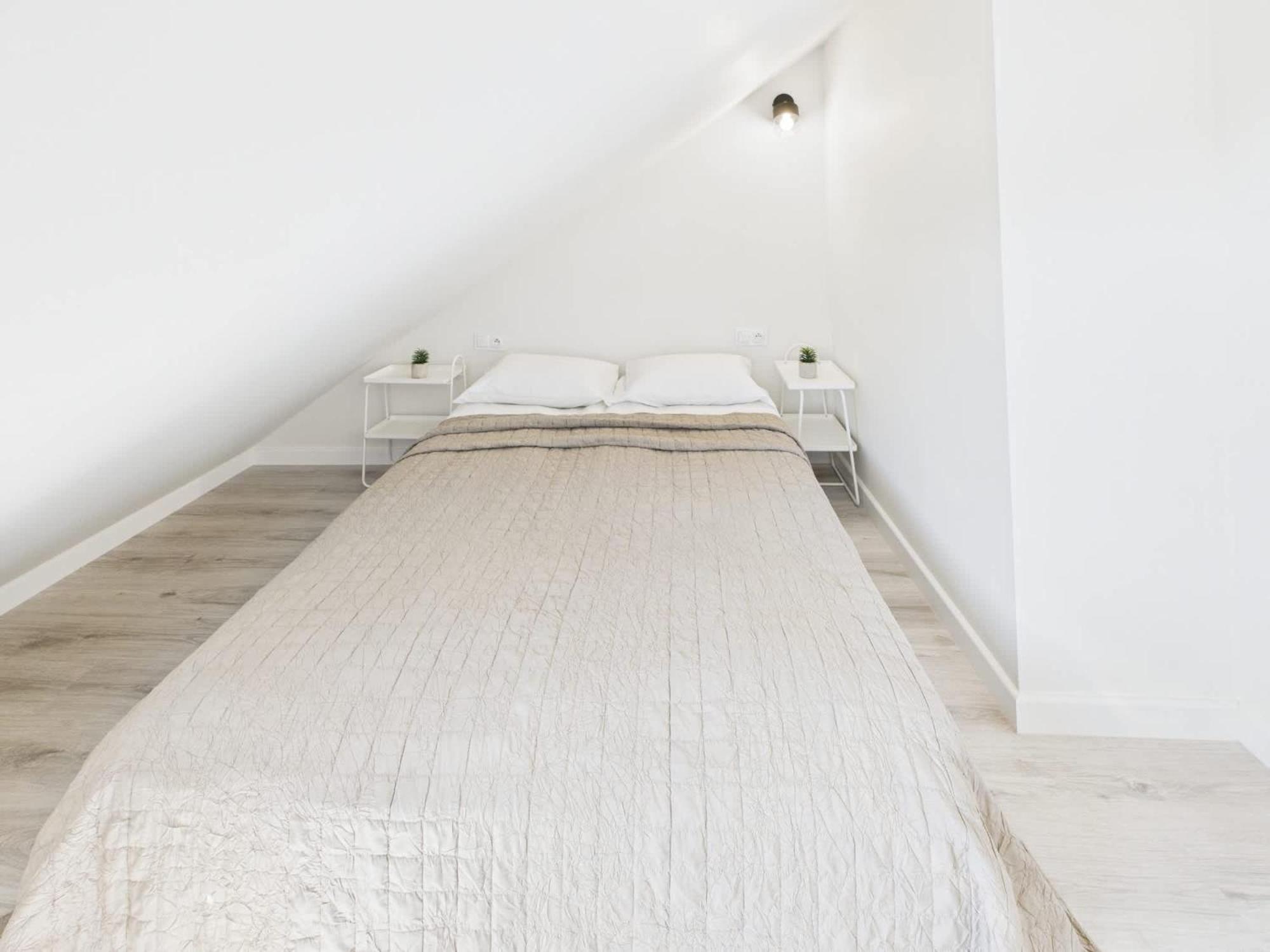 Apartment Bright With Air Conditioning Near The Copernicus Science Center In By Renters Warsaw