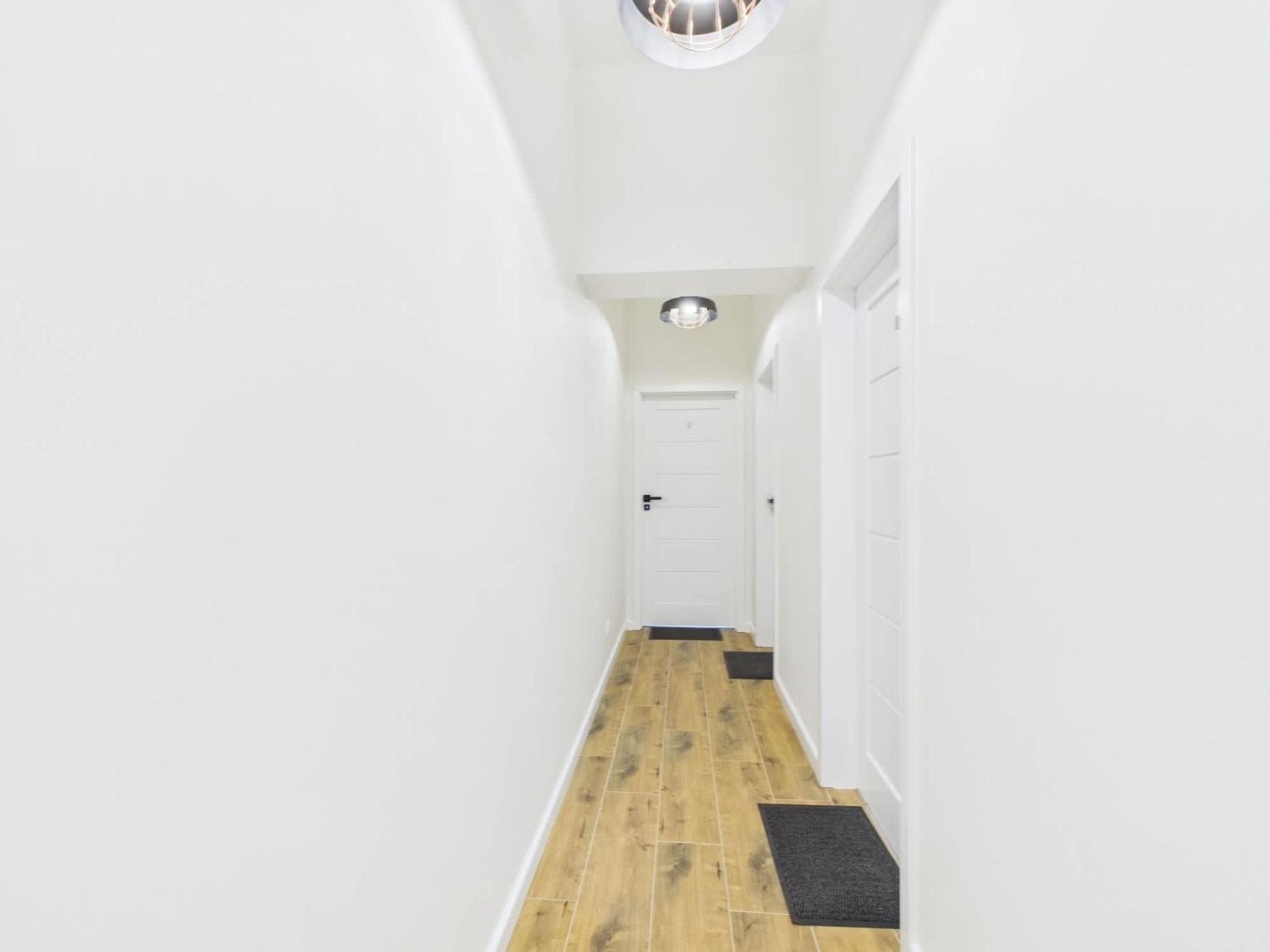 Bright With Air Conditioning Near The Copernicus Science Center In By Renters Apartment