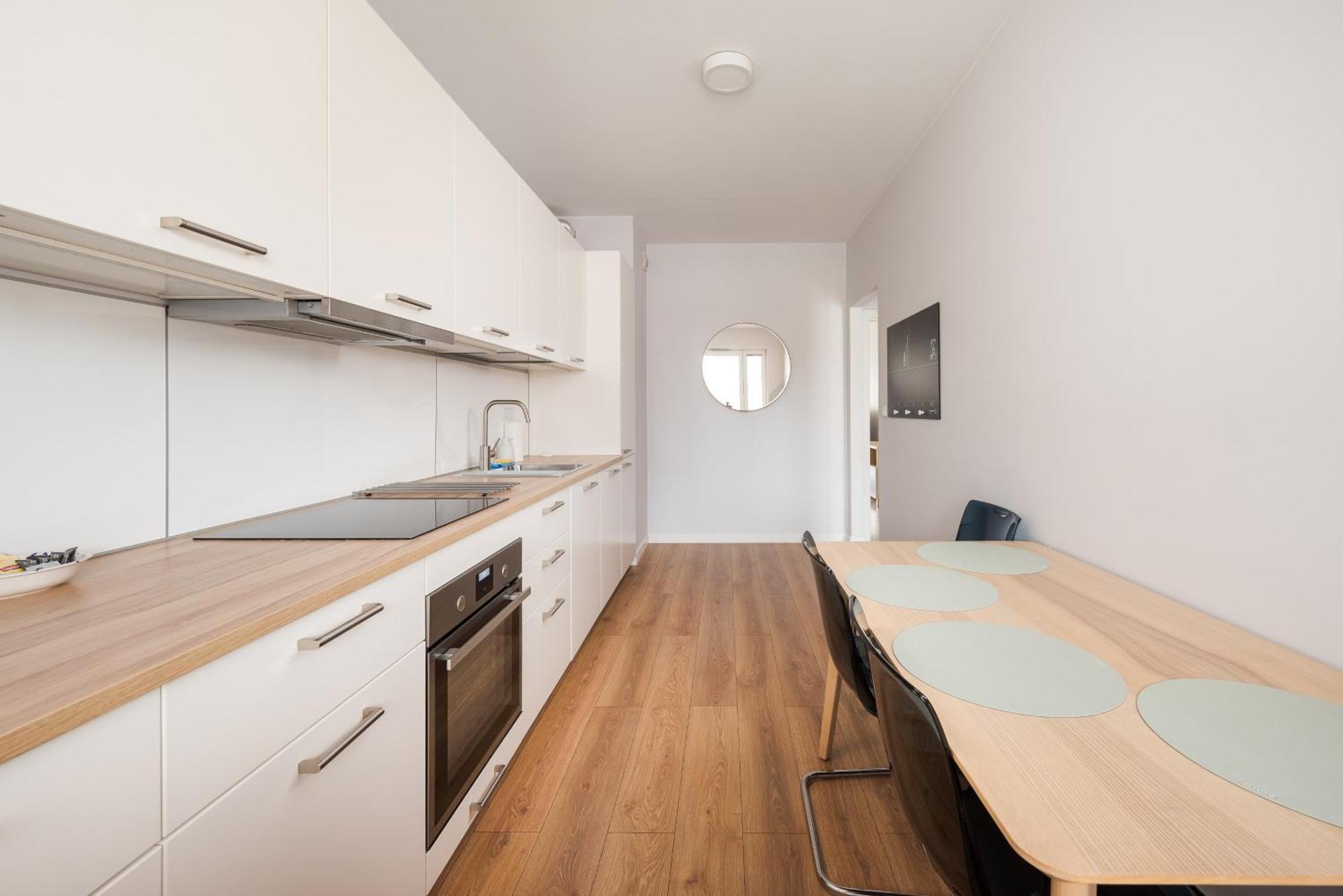 Sady Zoliborskie Generous Apartment