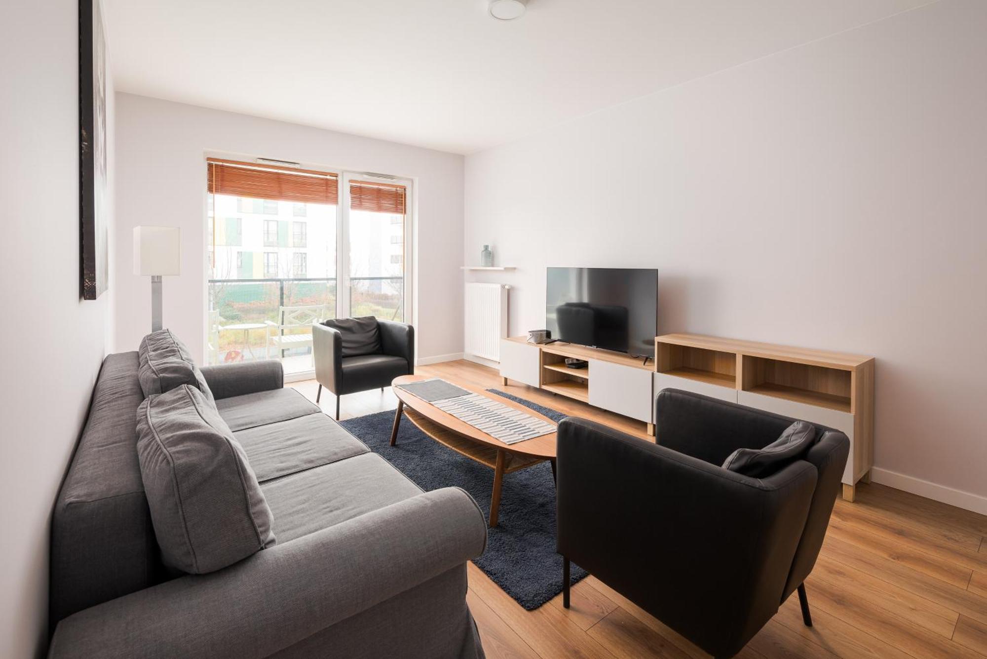 Sady Zoliborskie Generous Apartment Warsaw
