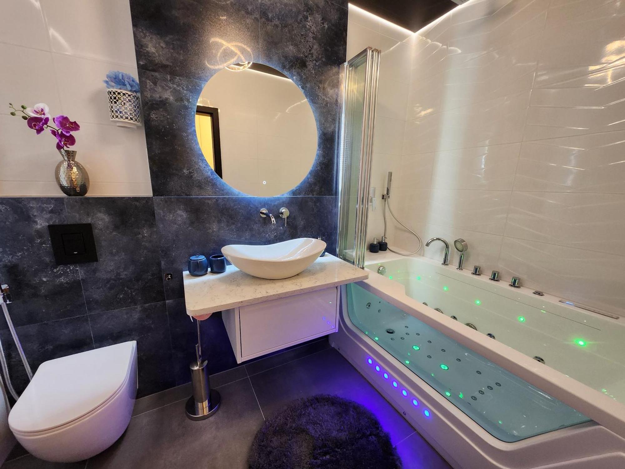 New! Luxury With Jacuzzi And Total Relax - Warszawski Luksus Jacuzzi I Totalny Relaks! Apartamento Varsóvia
