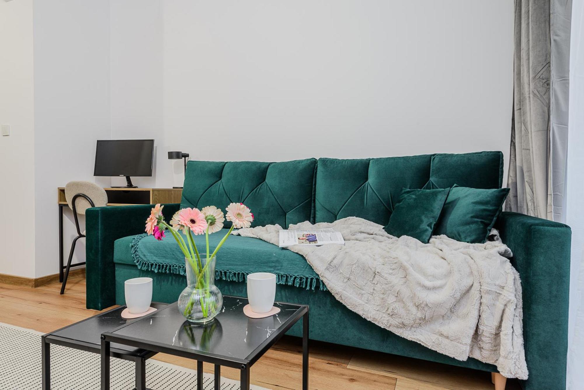 Apartment Shortstaypoland Zupnicza B83 *