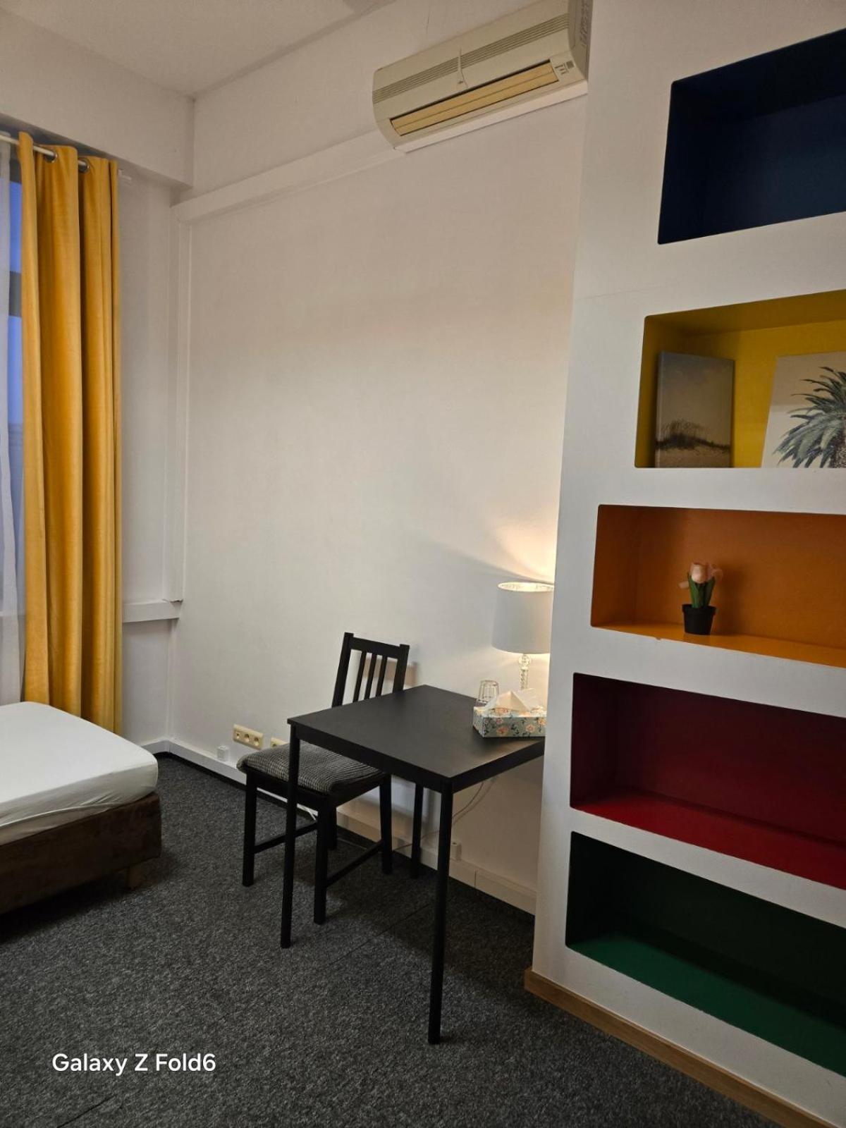 Apartment Pinto Guest Warschau