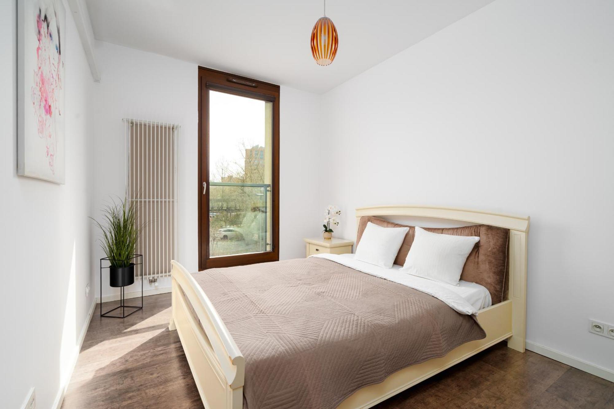 Golden - Big Luxury In The Center - Kolejowa Warsaw
