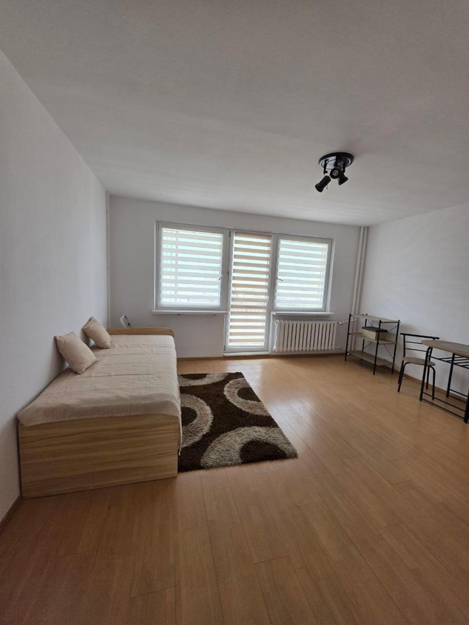 Na Ulicy Bora Komarowskiego 35 Warsaw
