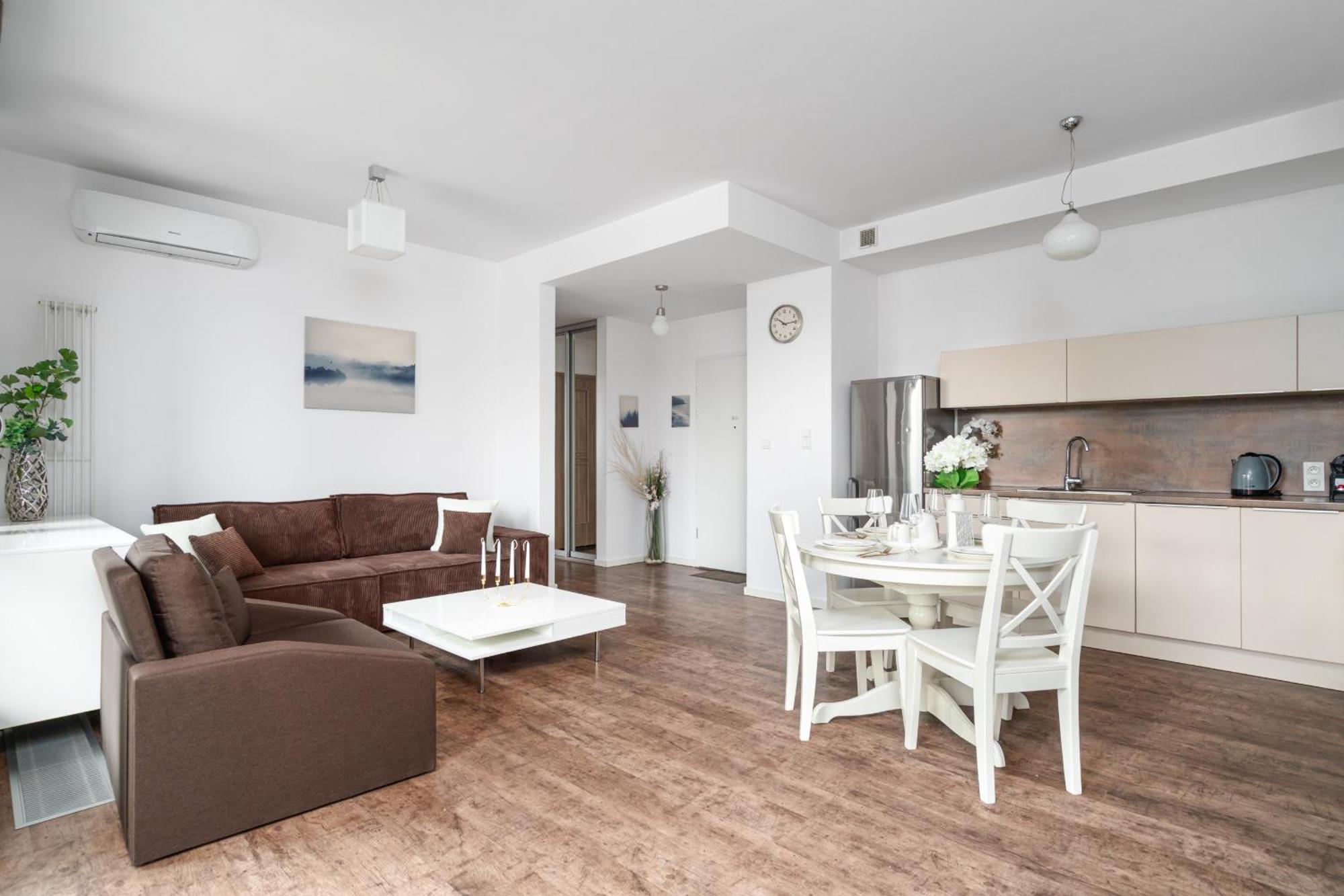 Apartment Chic - One Bedroom - Center - Kolejowa