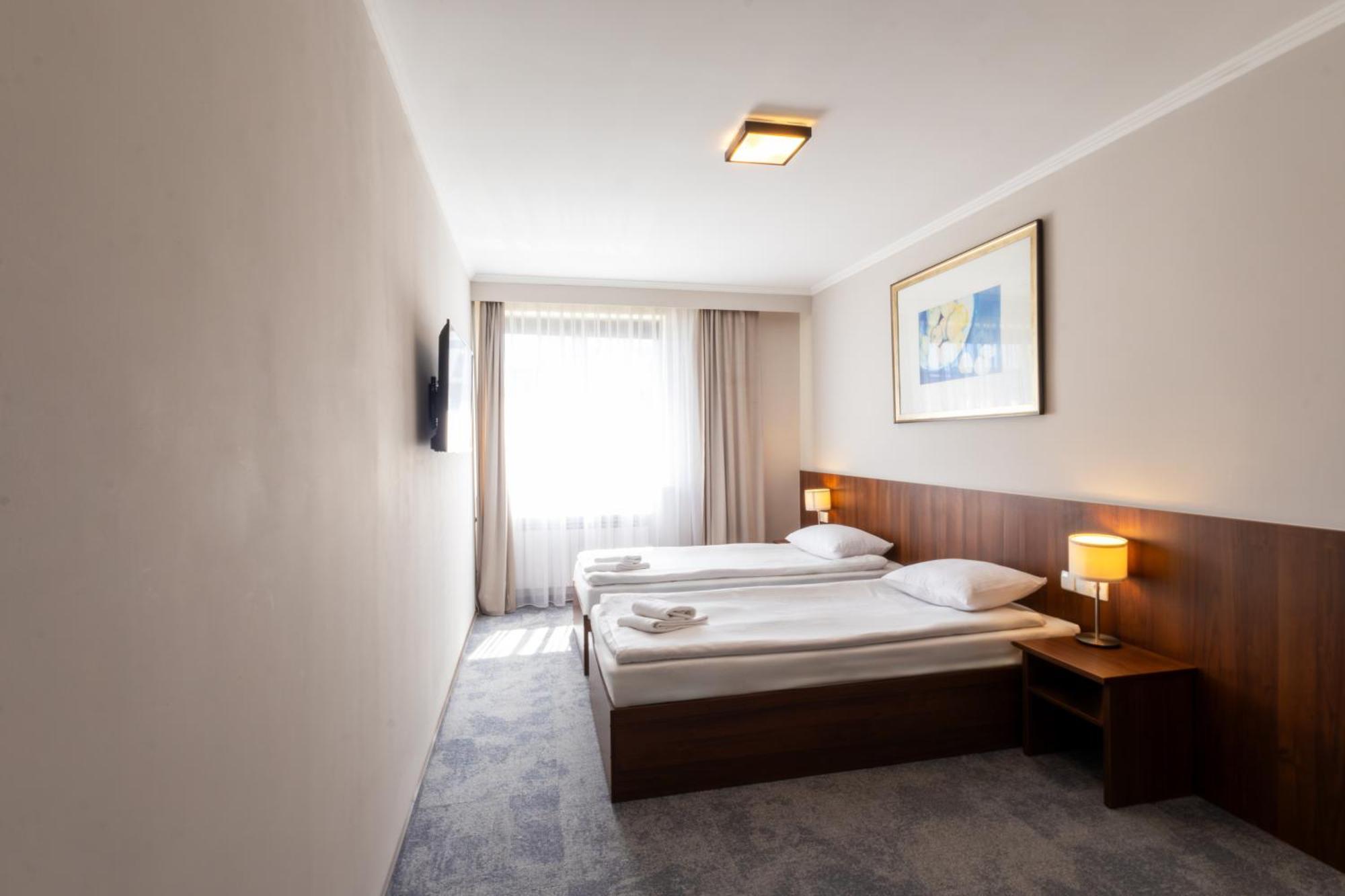 Metro Wileńska Hotel apartamentowy 2*