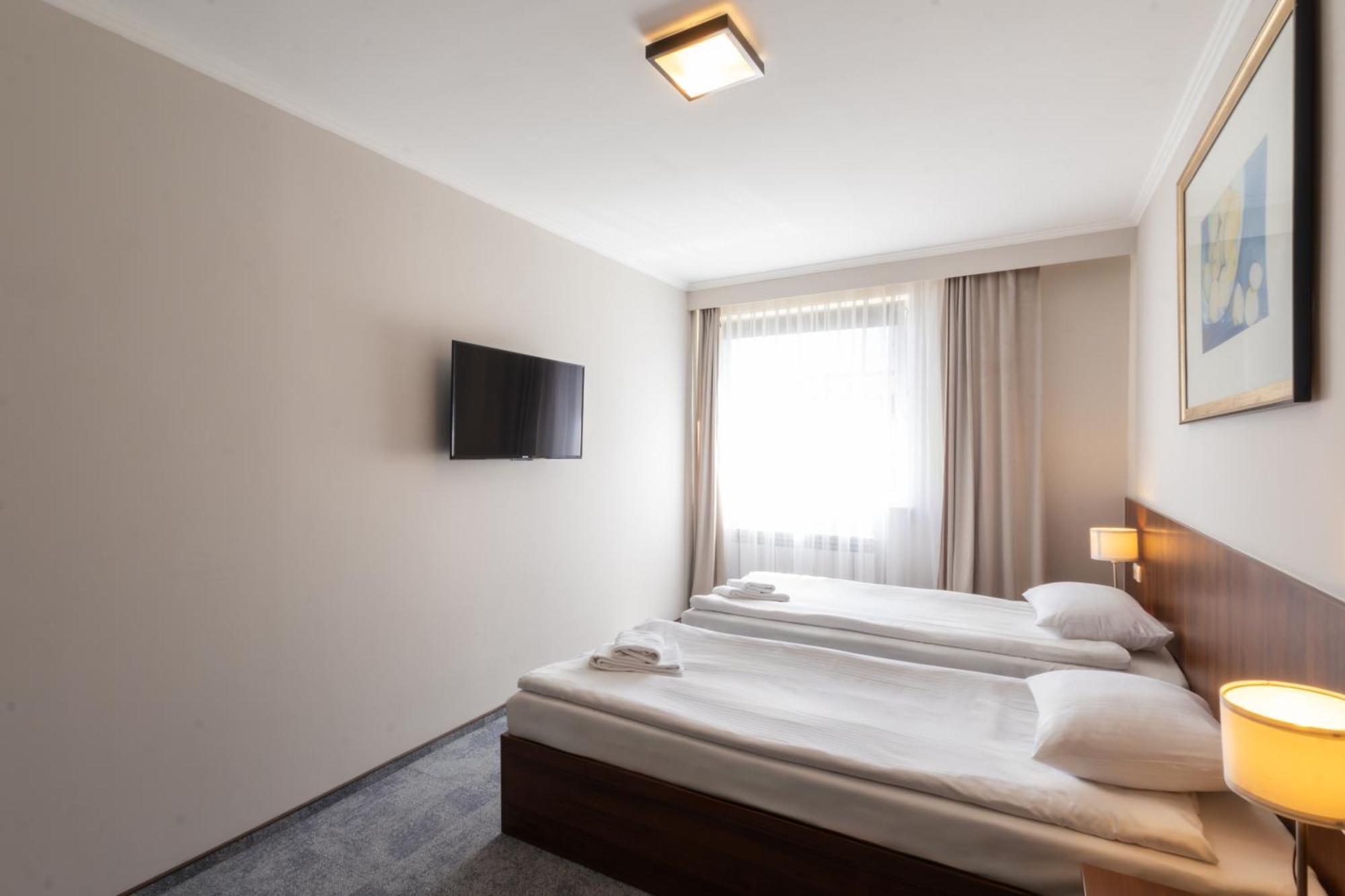 Metro Wileńska Hotel apartamentowy Warszawa