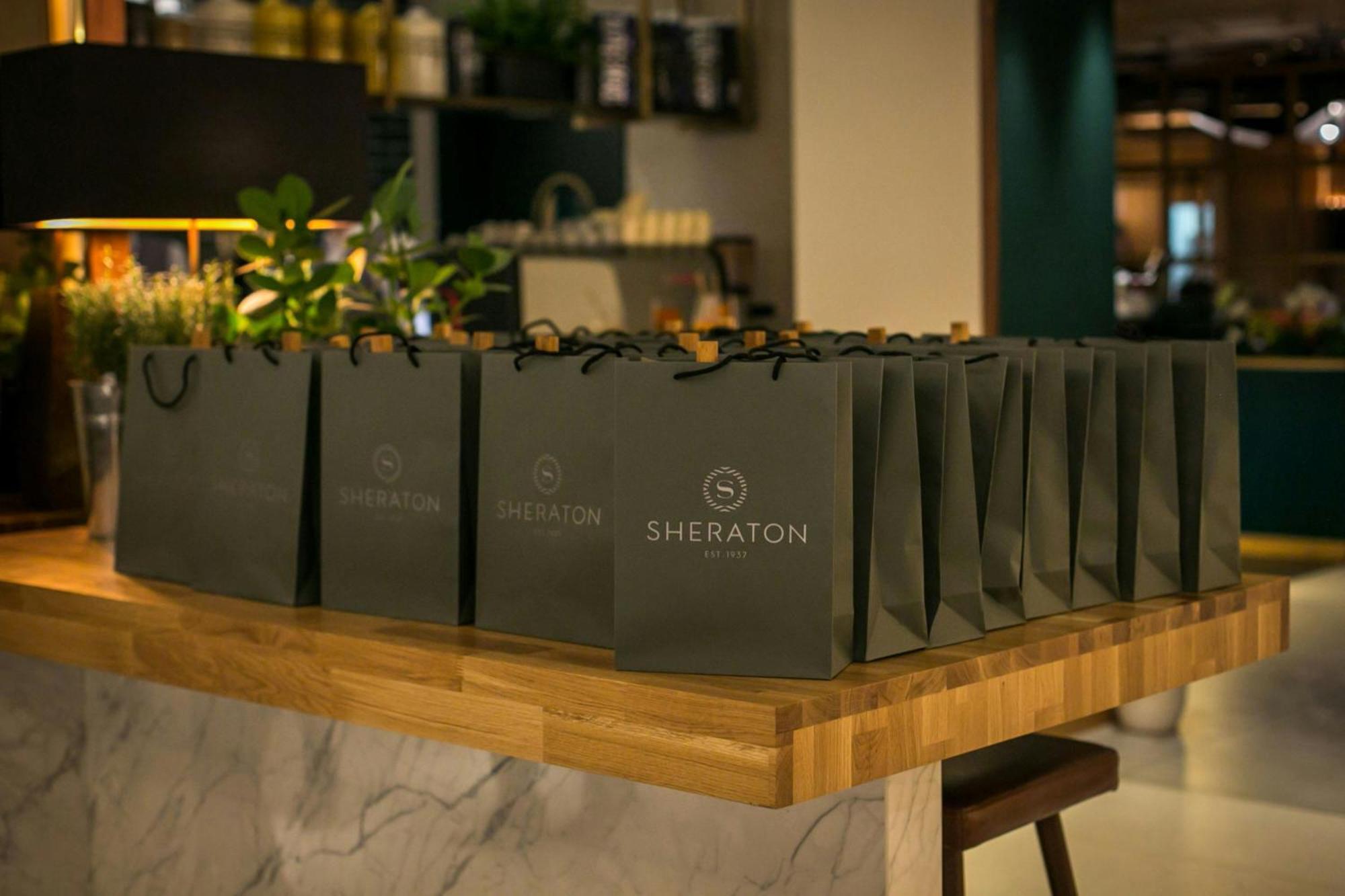 Khách sạn Sheraton Grand Warsaw