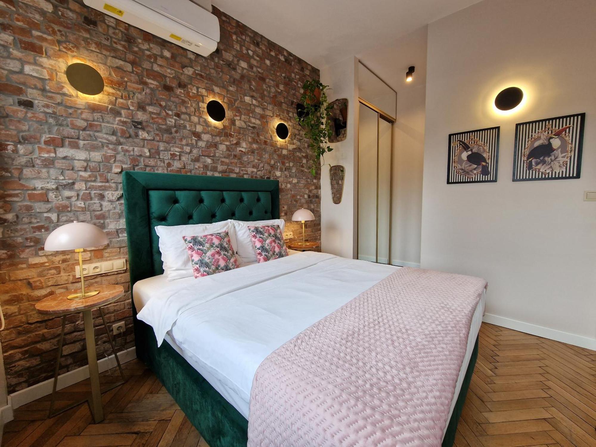 Sleepwell Ordynacka Aparthotel 4*