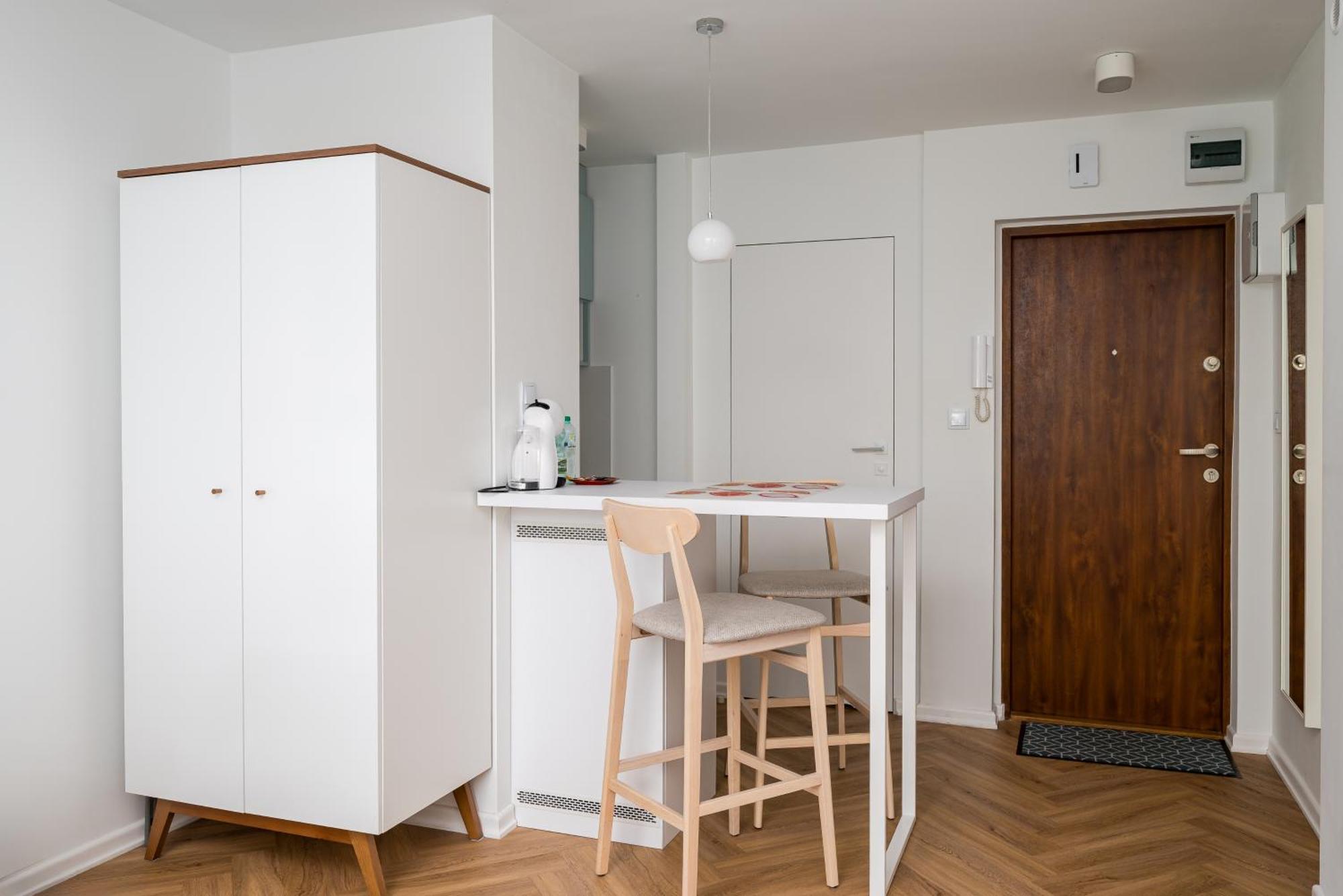 Apartment Solec Blue Harmony Studio