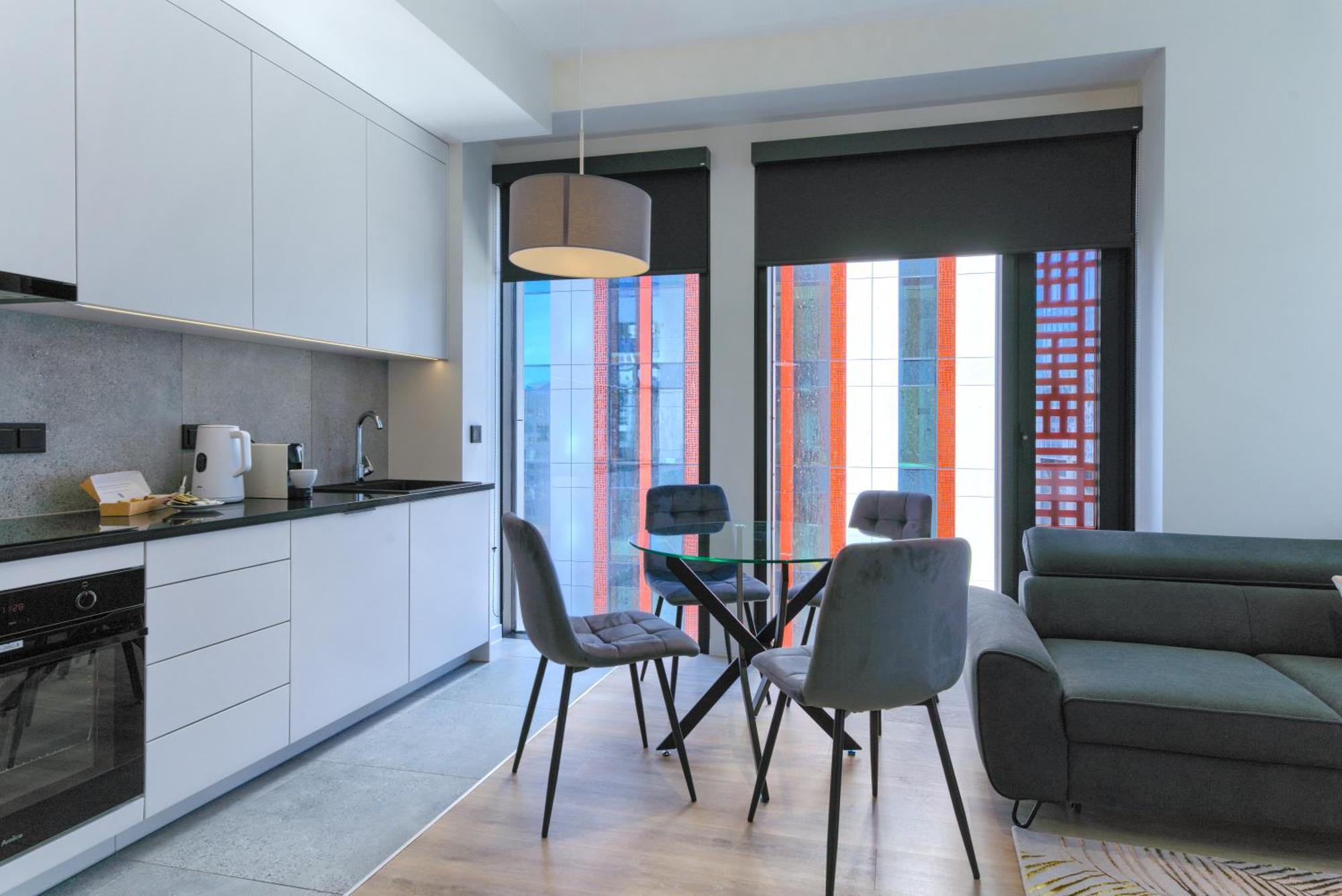 Towarowa Towers Apartment Warschau