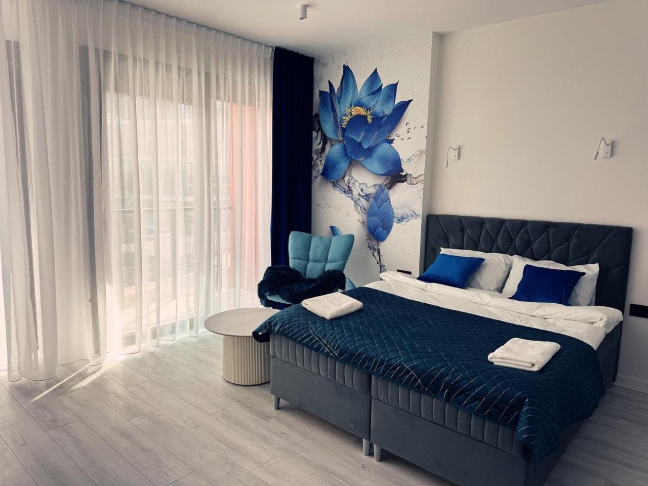 Towarowa Towers Residences *