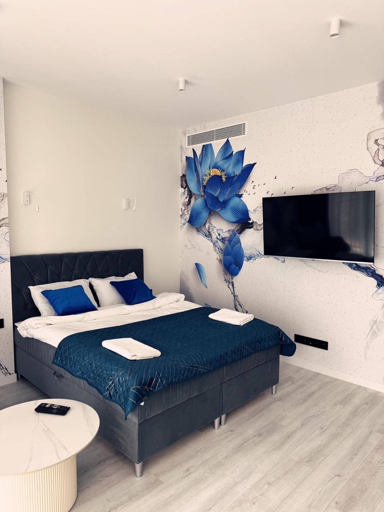 Towarowa Towers Residences Apartment