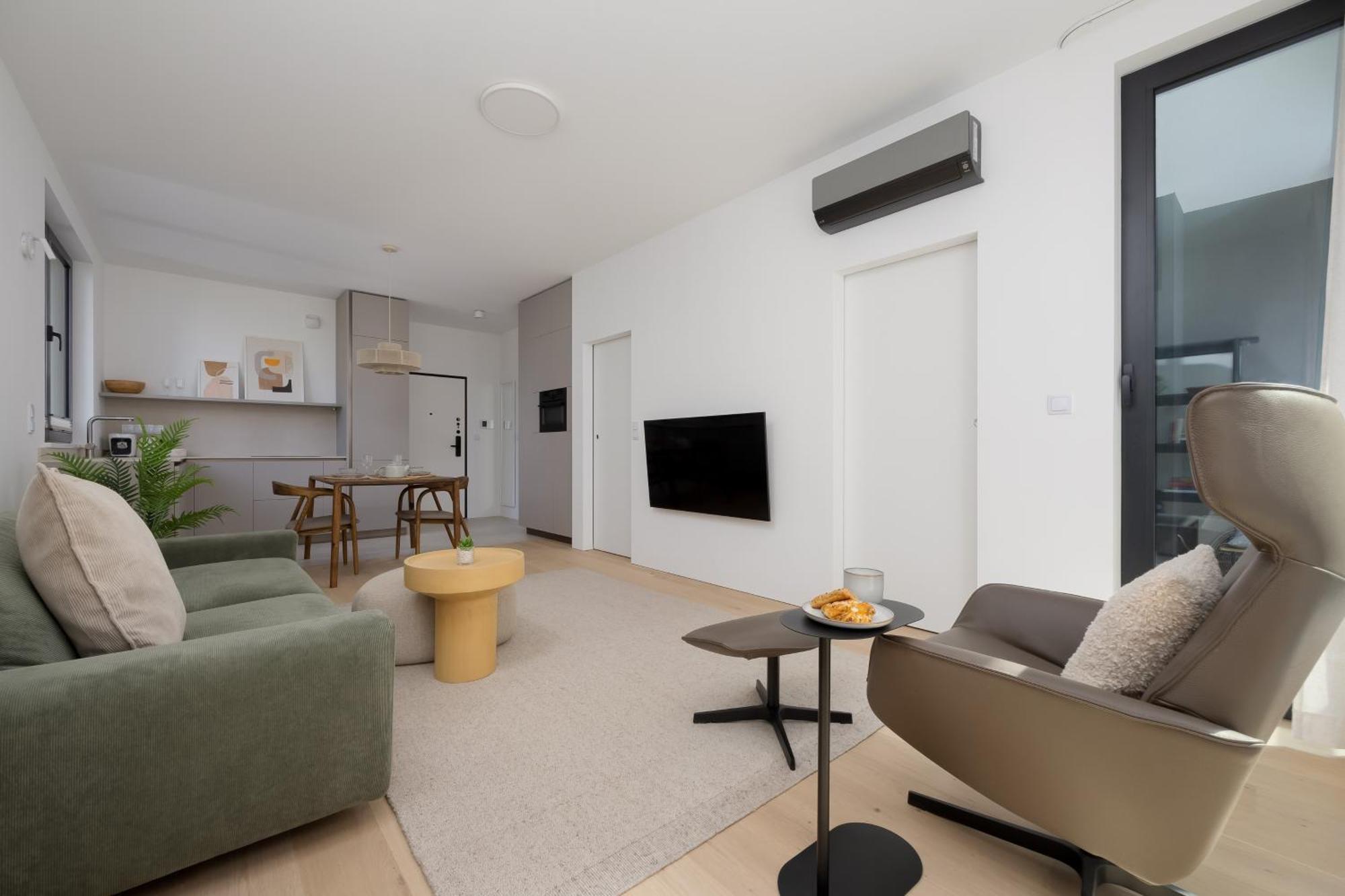 Apartment Stylish Grzybowska By Renters *