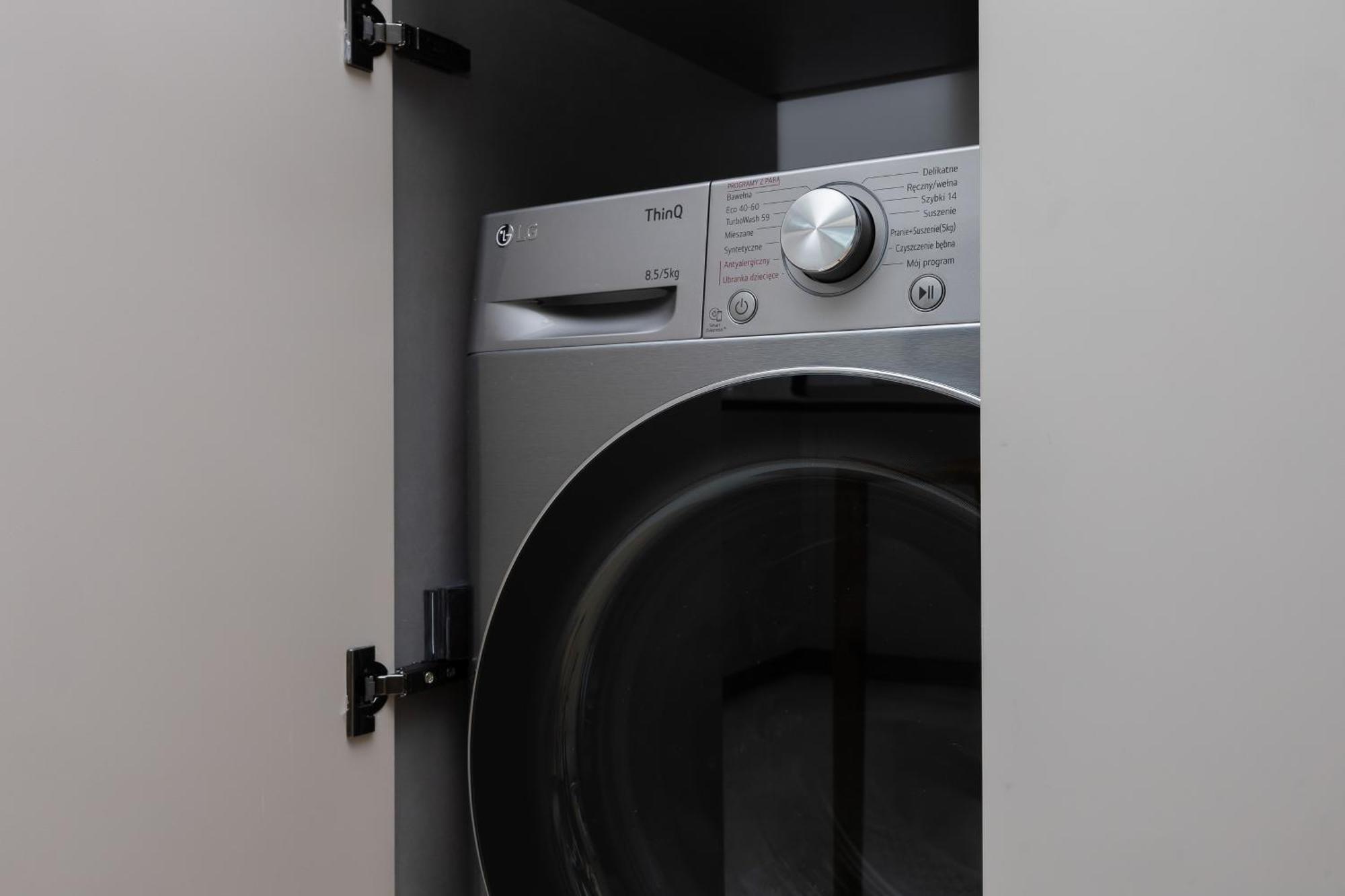 Stylish Grzybowska By Renters Apartment *