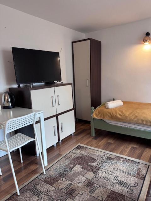 Na Zaciszu - Metro Zacisze Guest house
