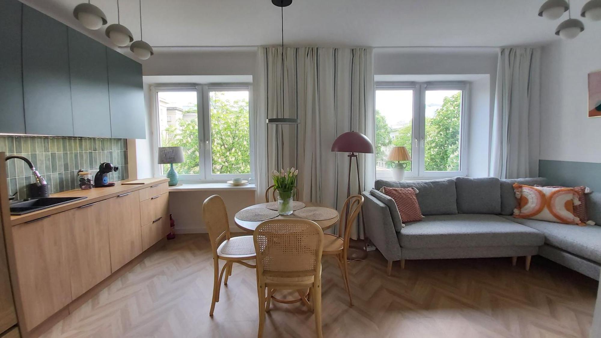 Olive Garden Center Apartment