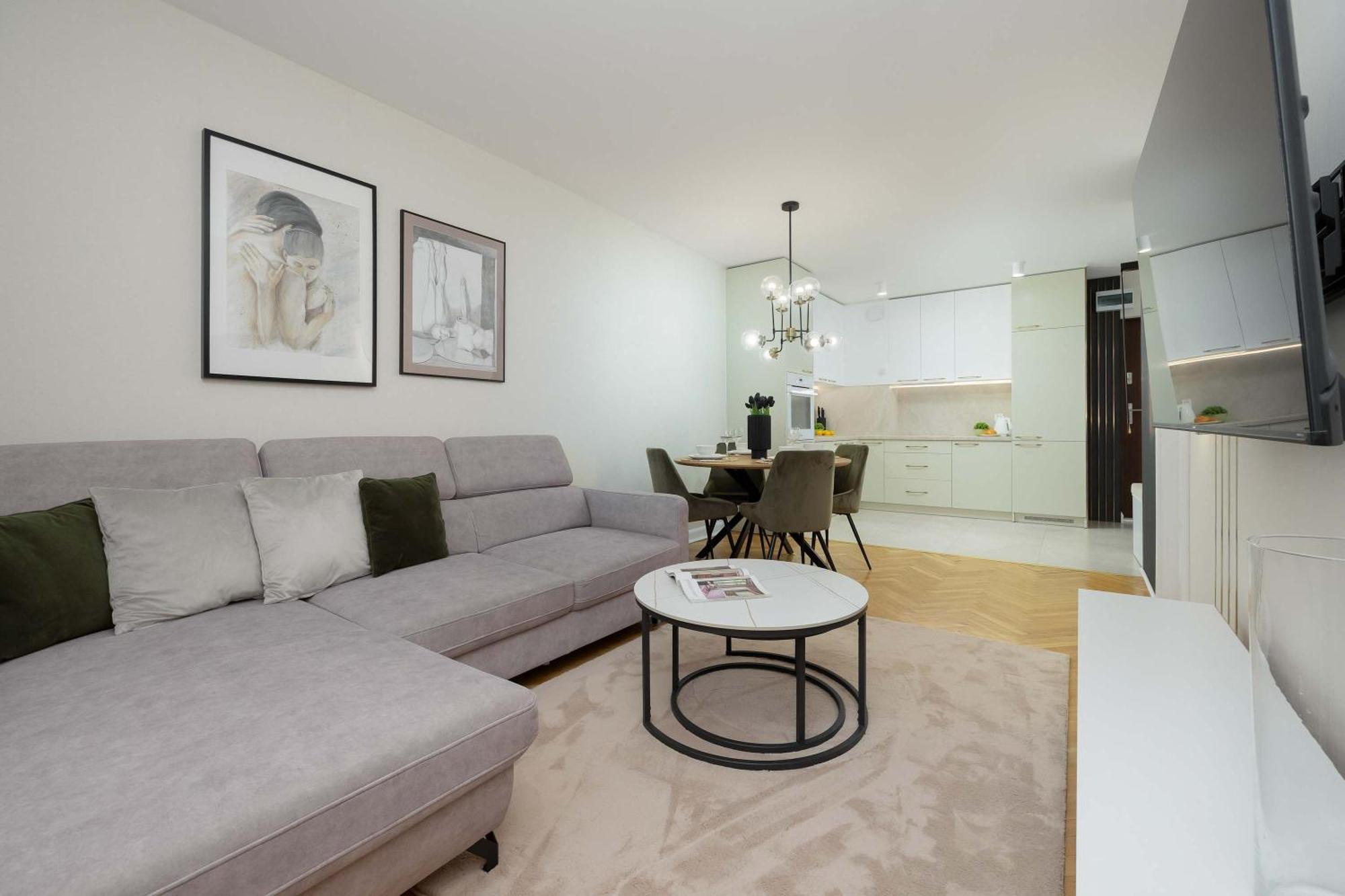 Apartment Tasteful One Bedroom By Renters Warsaw