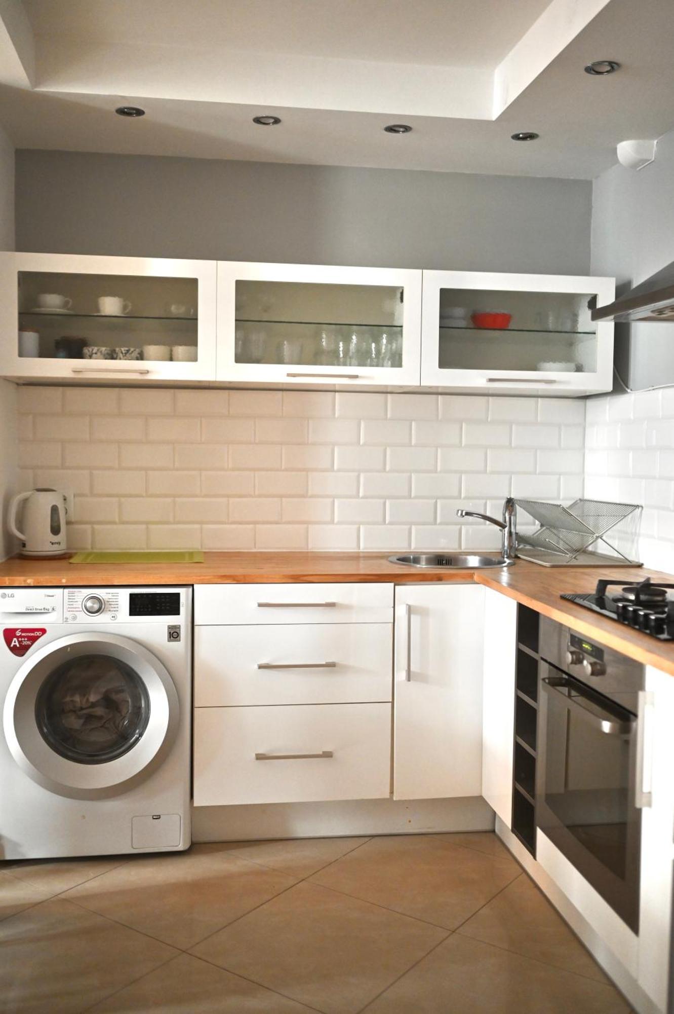 Apartment Pry Metro Swietokrzyska Warsaw