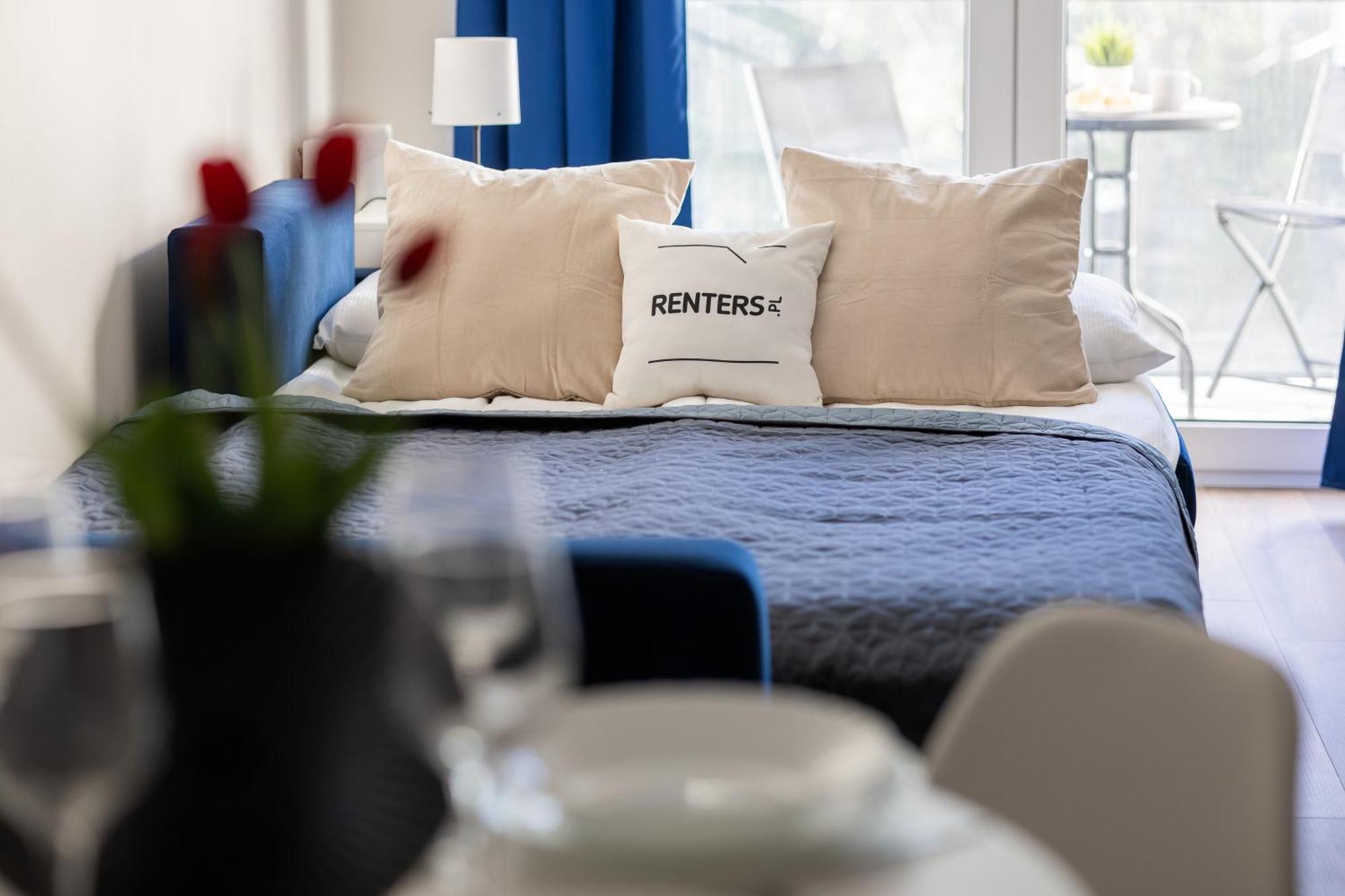 Cozy Zupnicza With Parking By Renters Warschau