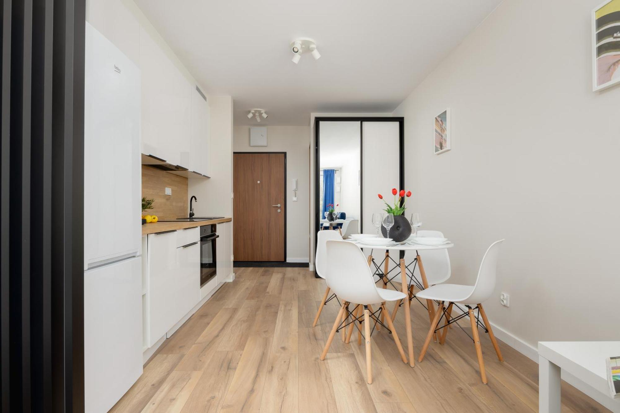 Cozy Zupnicza With Parking By Renters * Warschau