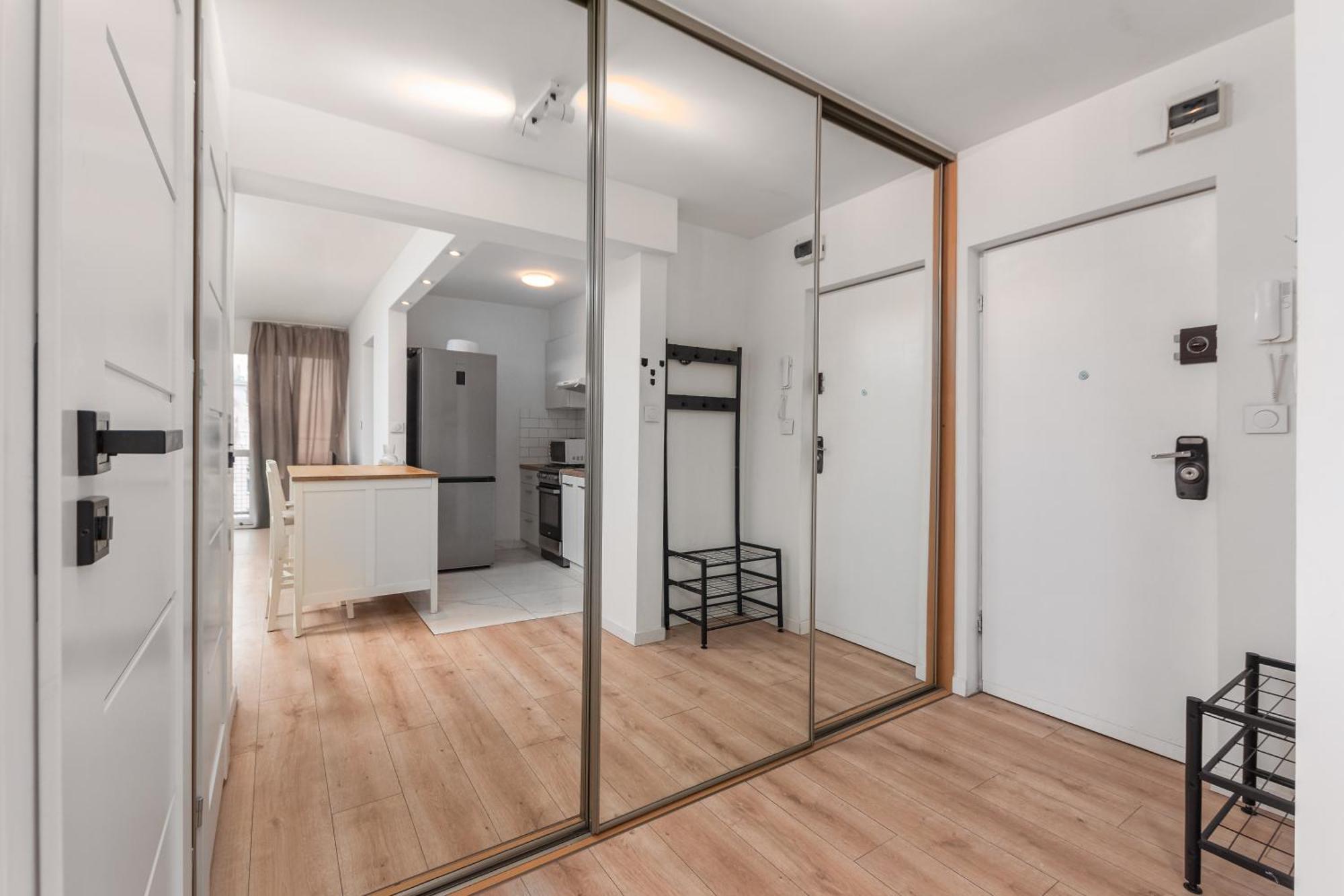 Apartment Gornoslaska 17/19 By Homeprime Warsaw