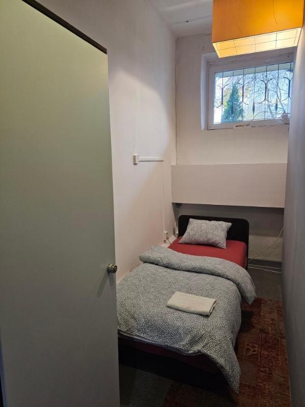 Przy Metro Wierzbno Hostel Warsaw