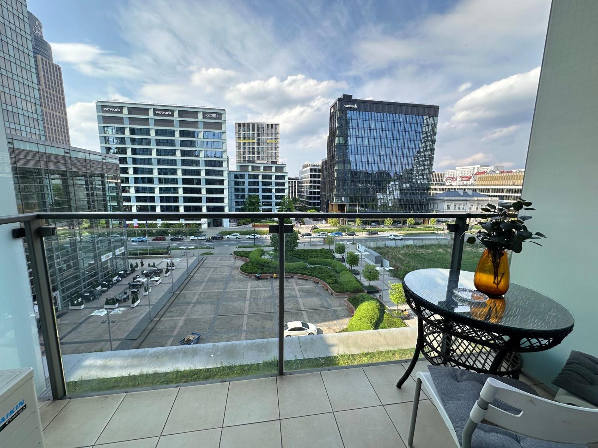 Aparthotel Platinum Towers By Cityapartmentsparking