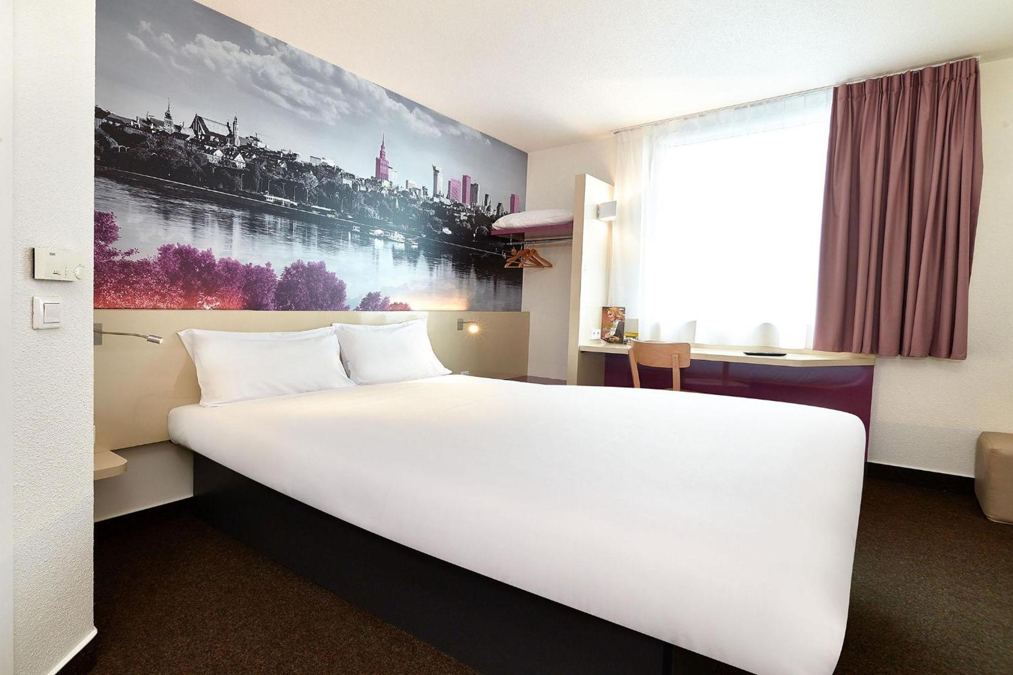 Hotel Warszawa-okecie Warschau