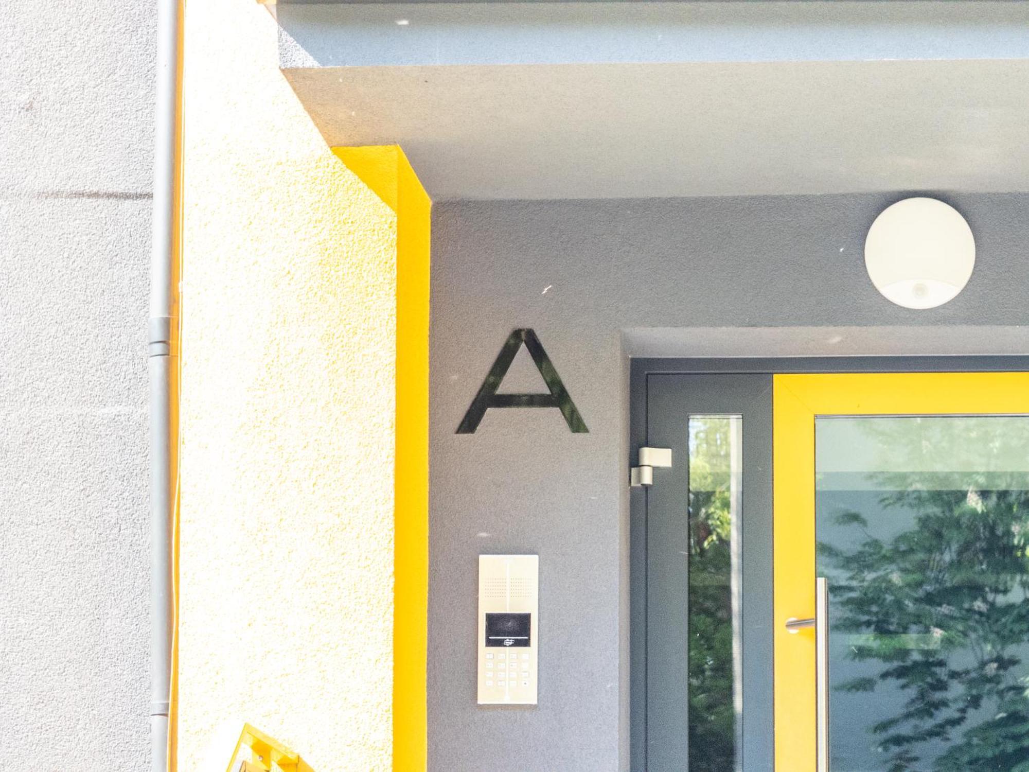 Fala Metro Sgh Klub Stodola Parking Parkview Fast Wifi Warsaw