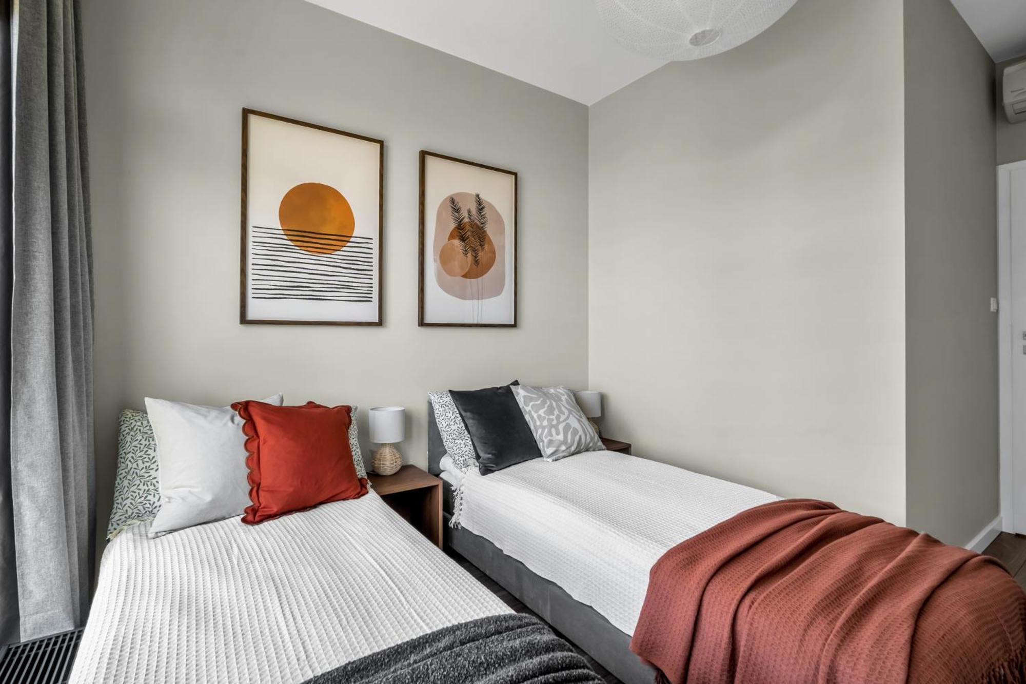 Apartamento Prestige - 86m2, Two-level Loft, Parking - By Rentujemy Varsóvia