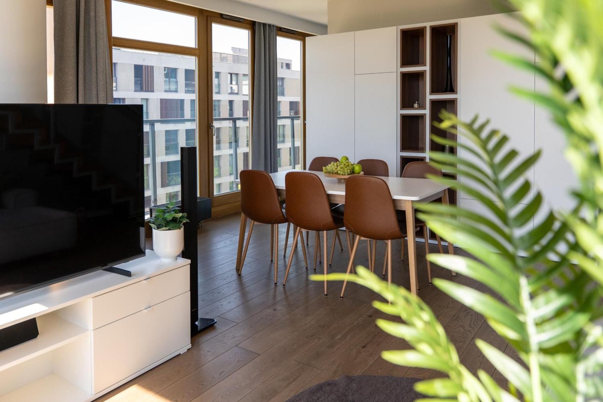 Prestige - 86m2, Two-level Loft, Parking - By Rentujemy * Varsóvia