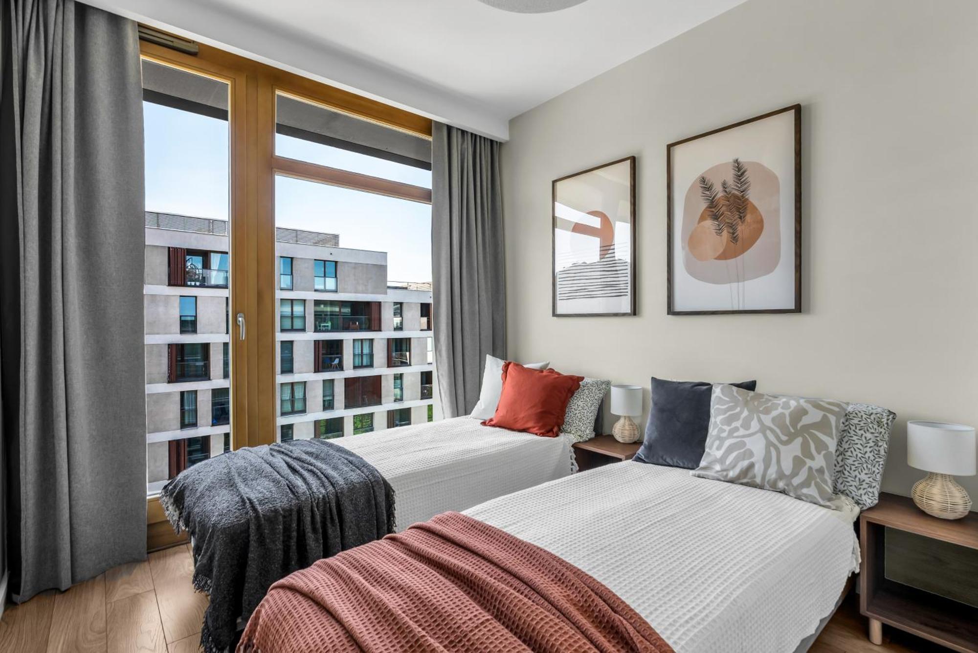 Prestige - 86m2, Two-level Loft, Parking - By Rentujemy * Varsóvia