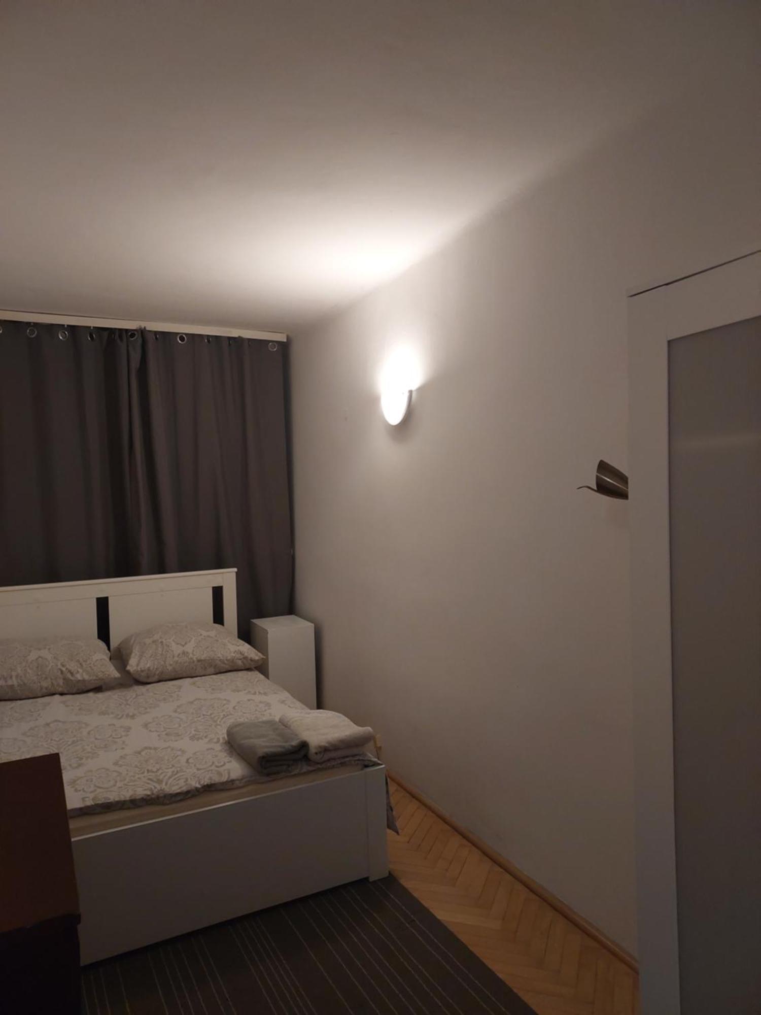 Roland Centrum Warszawy 2 Graniczna 4