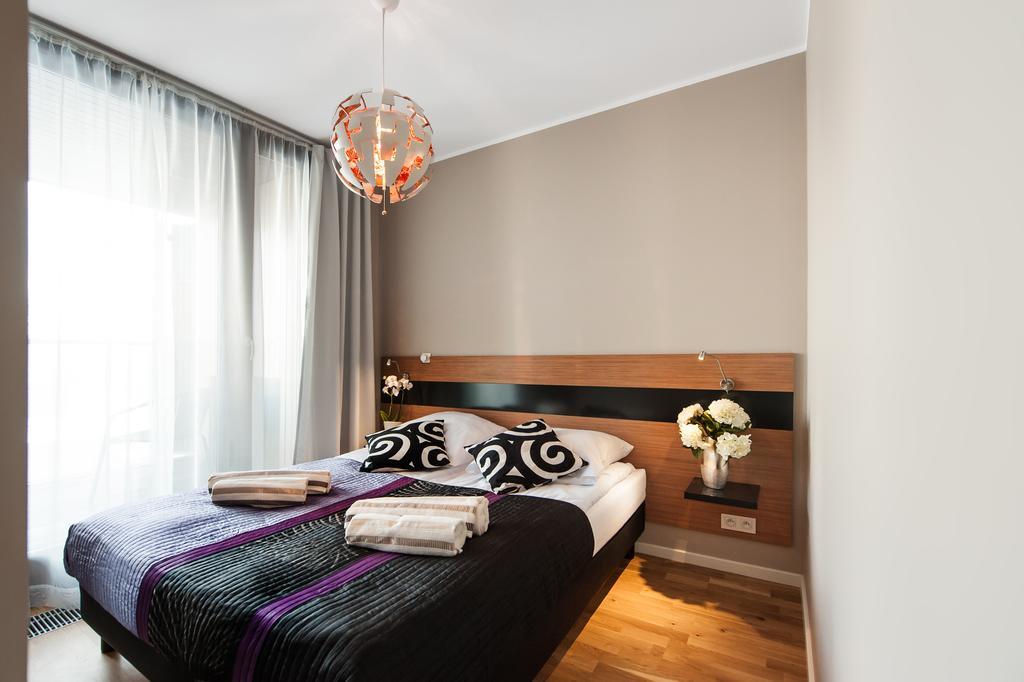 Prestige Wola Kolejowa * Warszawa