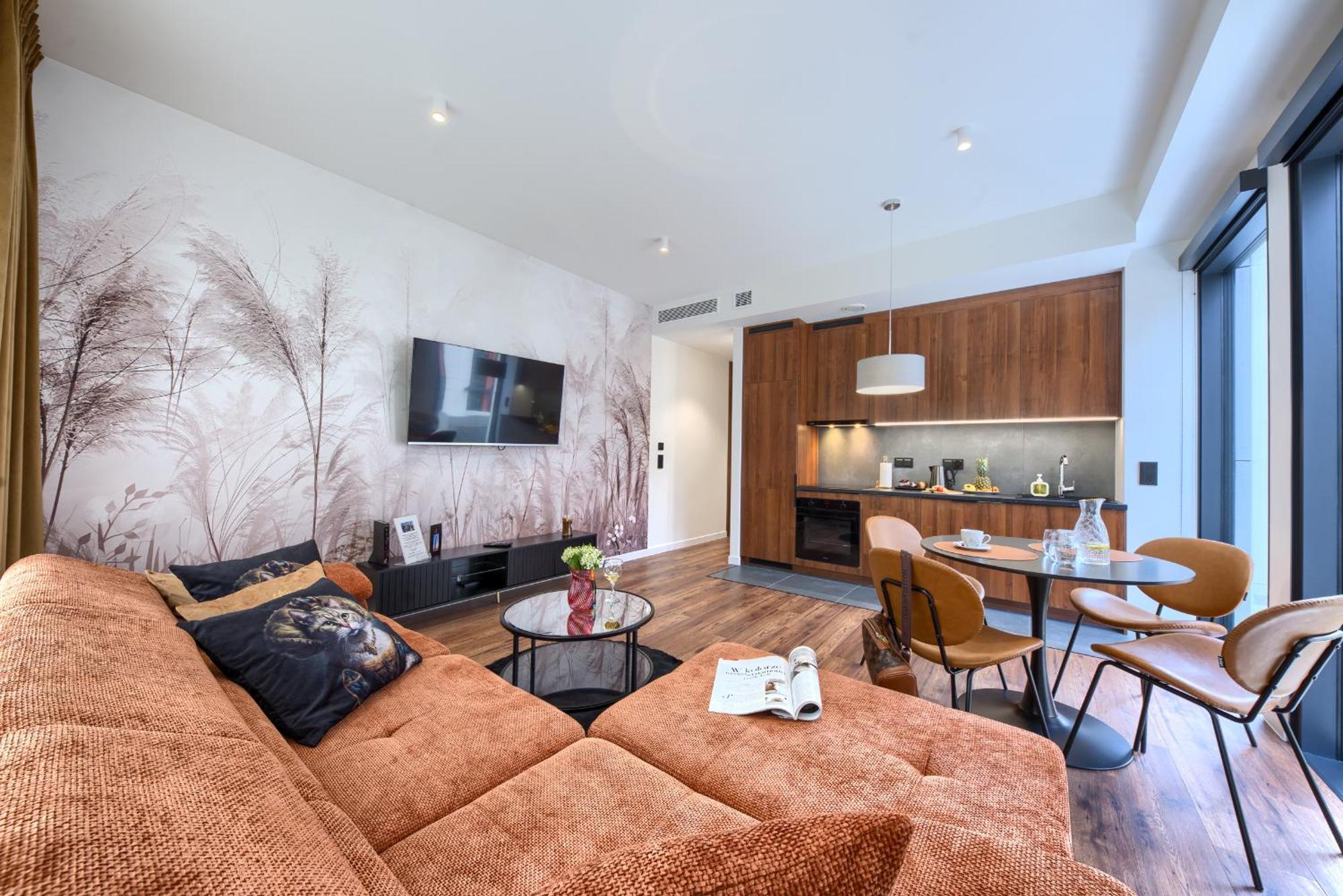 Towarowa Towers Residences Apartament *