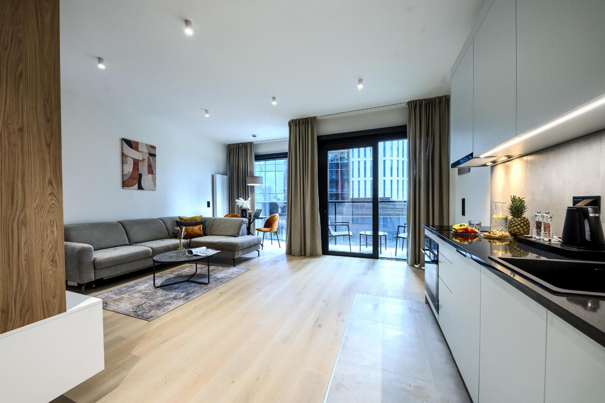 Apartment Towarowa Towers Warschau