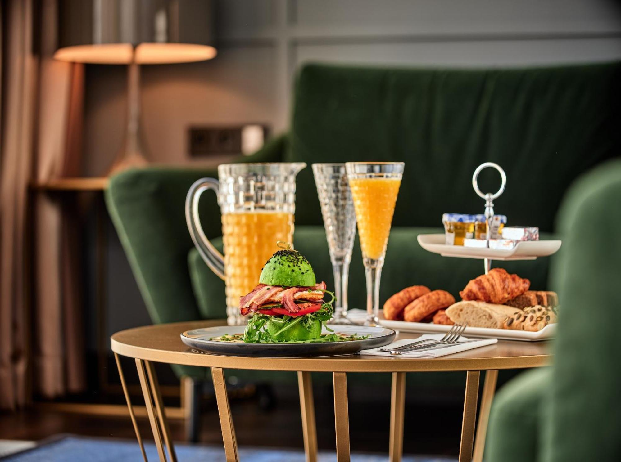Hotel Indigo Nowy świat, An Ihg