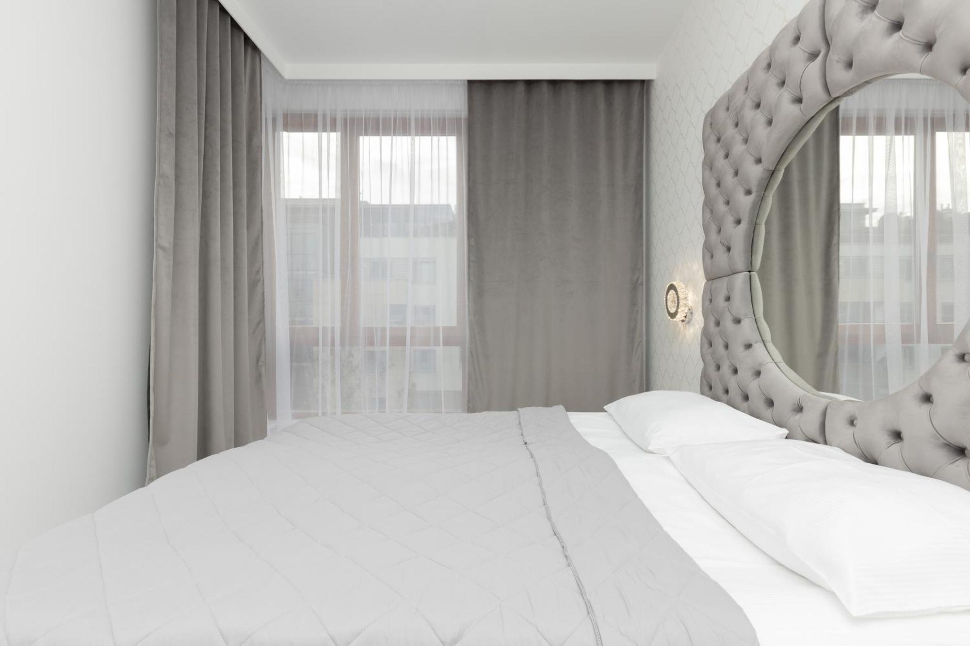 Apartment Sarmacka With Gym, Sauna And Parking By Renters *