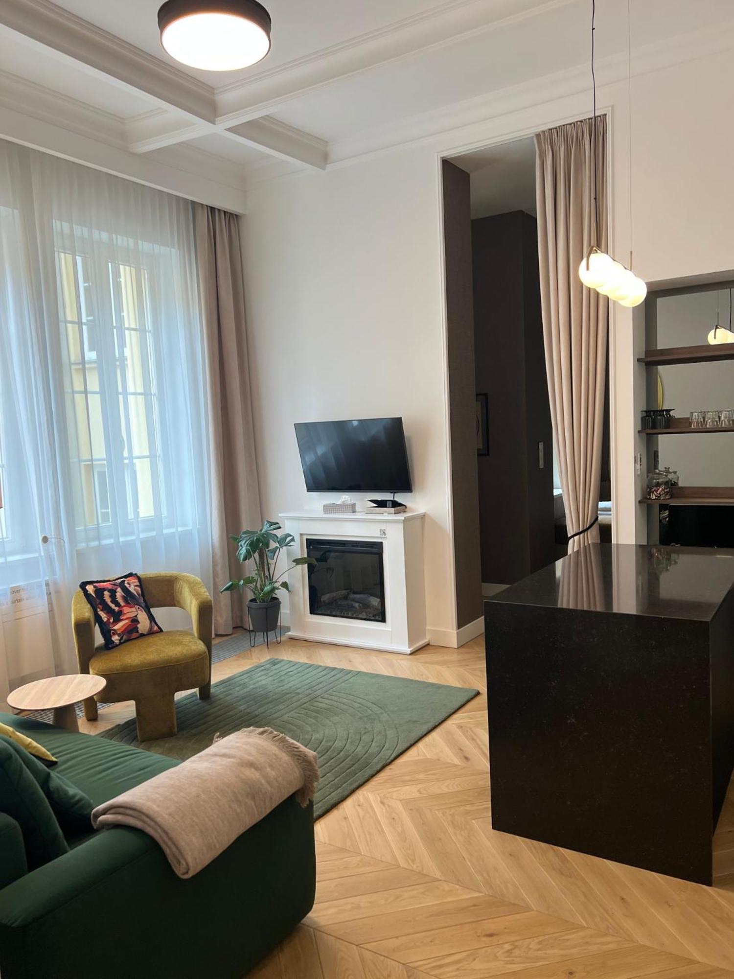 Premium President Palace Apartment *