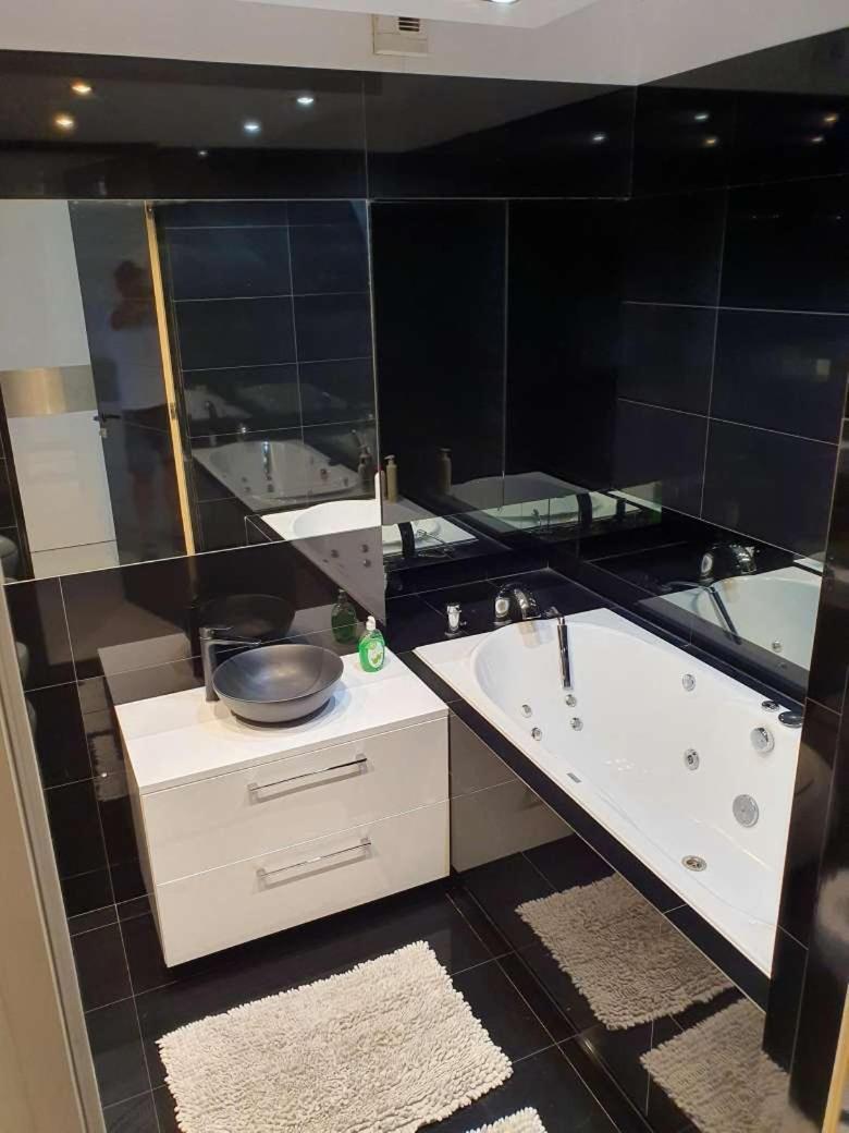Apartment Nowoczesny 85m2 Muranow, - Srodmiescie *
