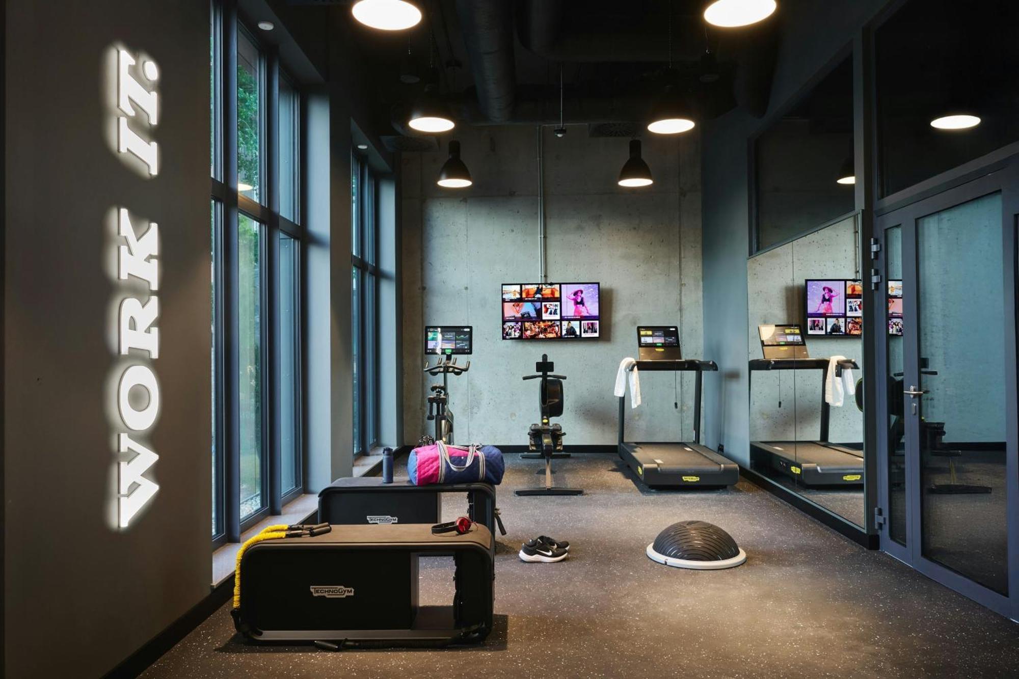 Moxy 3* Warsaw