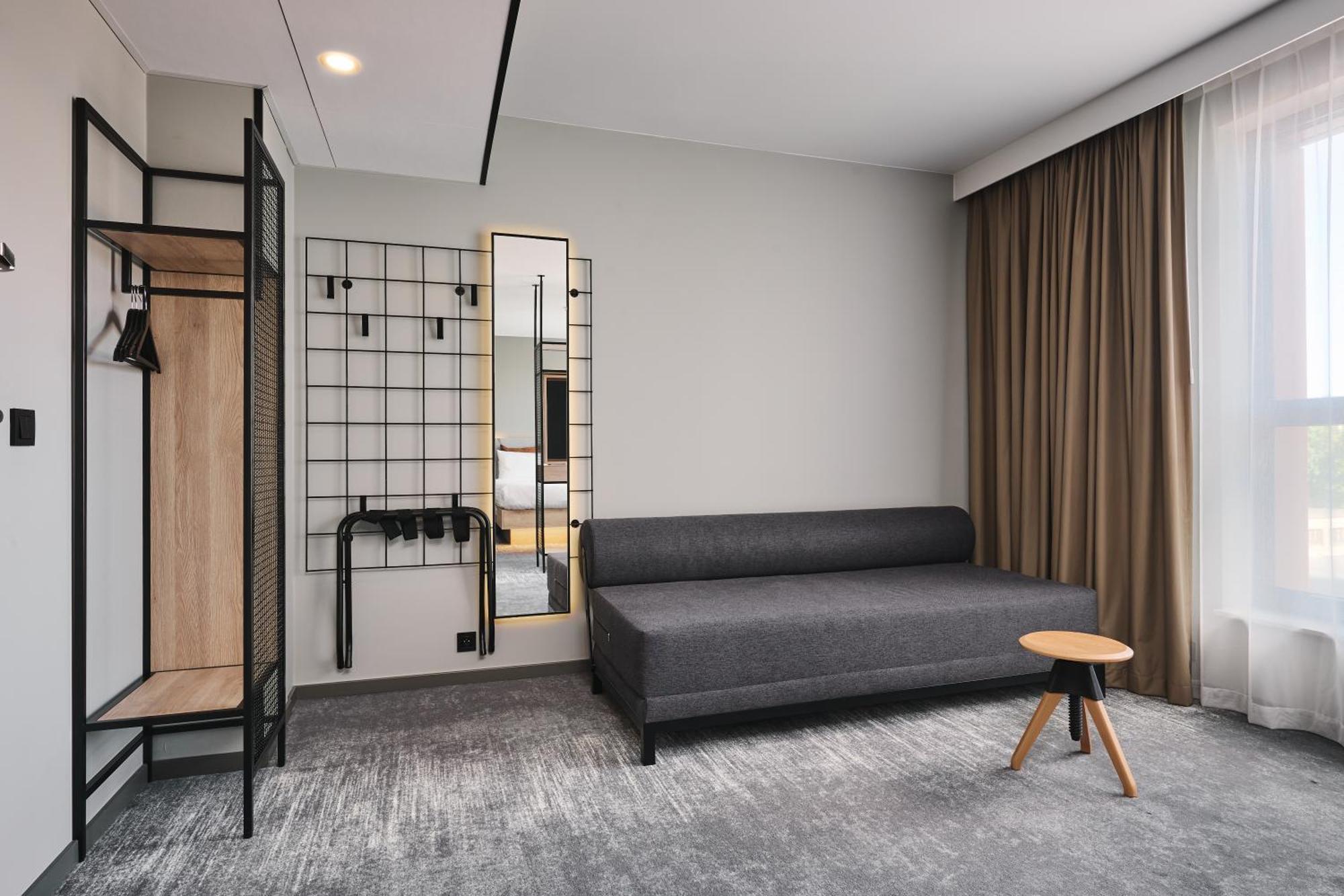 Hotel Moxy 3*