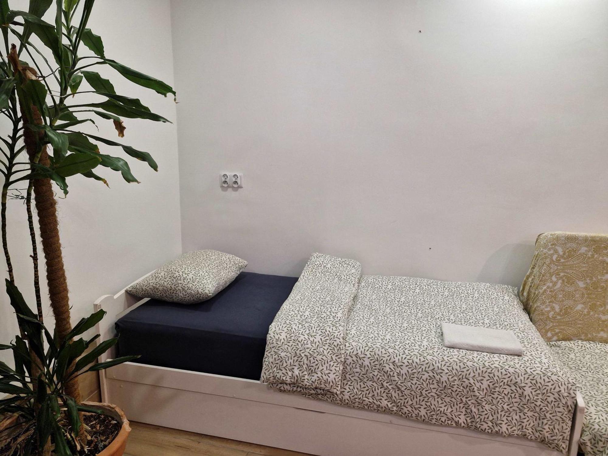 Hostel Przy Metro Wierzbno *