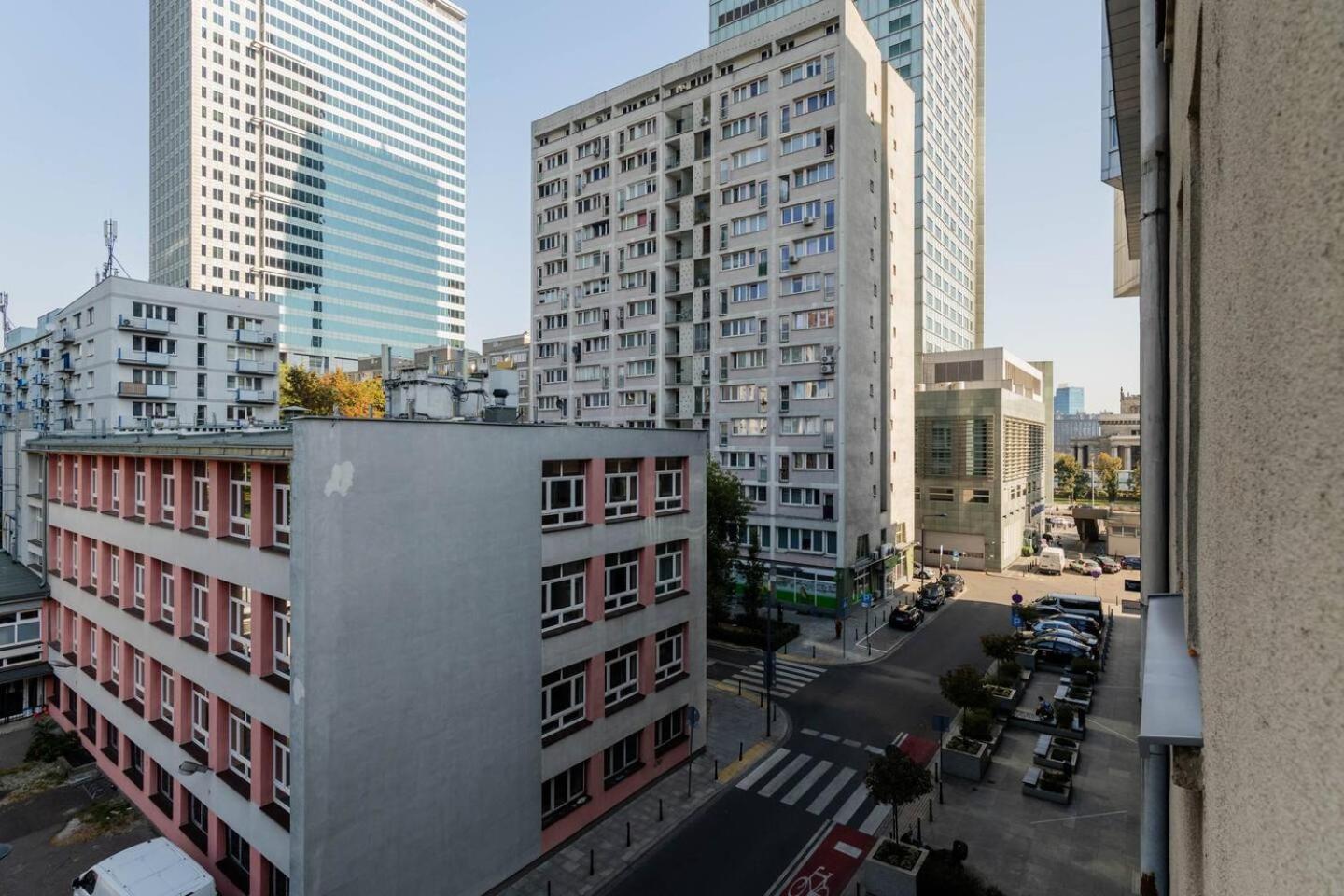 Stylish Studio Apartments In City Center Sienna *