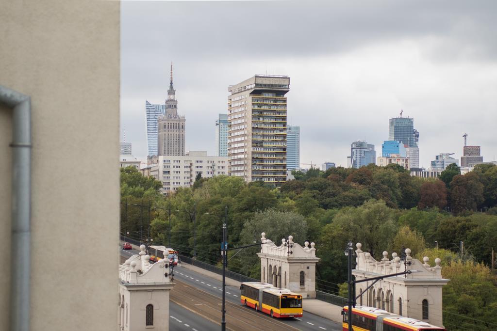 Bizzi Luxcenter View Warsaw